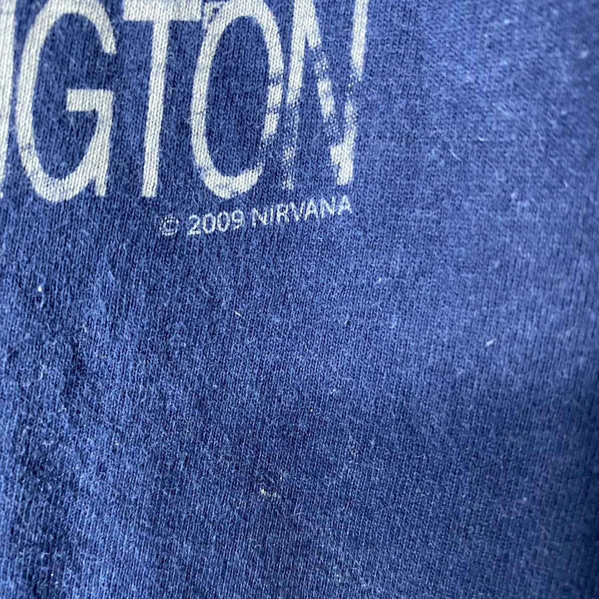 Band Tees Vintage Nirvana Copyright 2009 Live Shirt Size US S / EU 44-46 / 1 - 3 Thumbnail