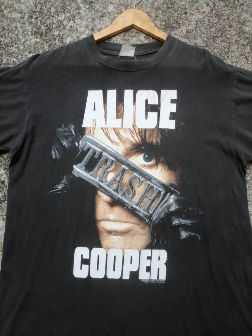 Band Tees × Vintage Vintage 90s Alice Cooper Trashes Japan 1990 Tour Size US M / EU 48-50 / 2 - 4 Thumbnail