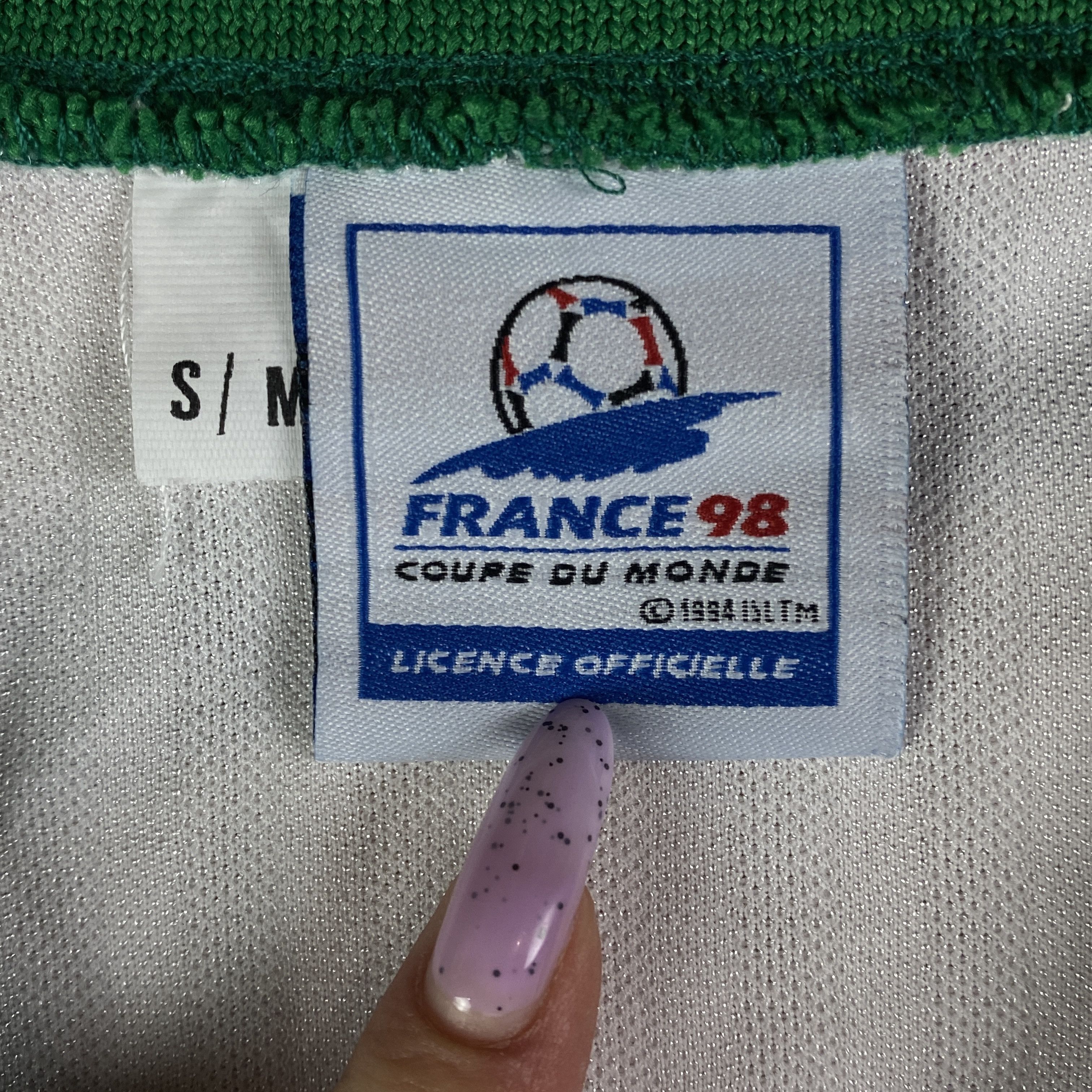 Vintage Vintage 1998 World Cup France Jersey Coupe De Monde Size S/M Size US S / EU 44-46 / 1 - 4 Thumbnail