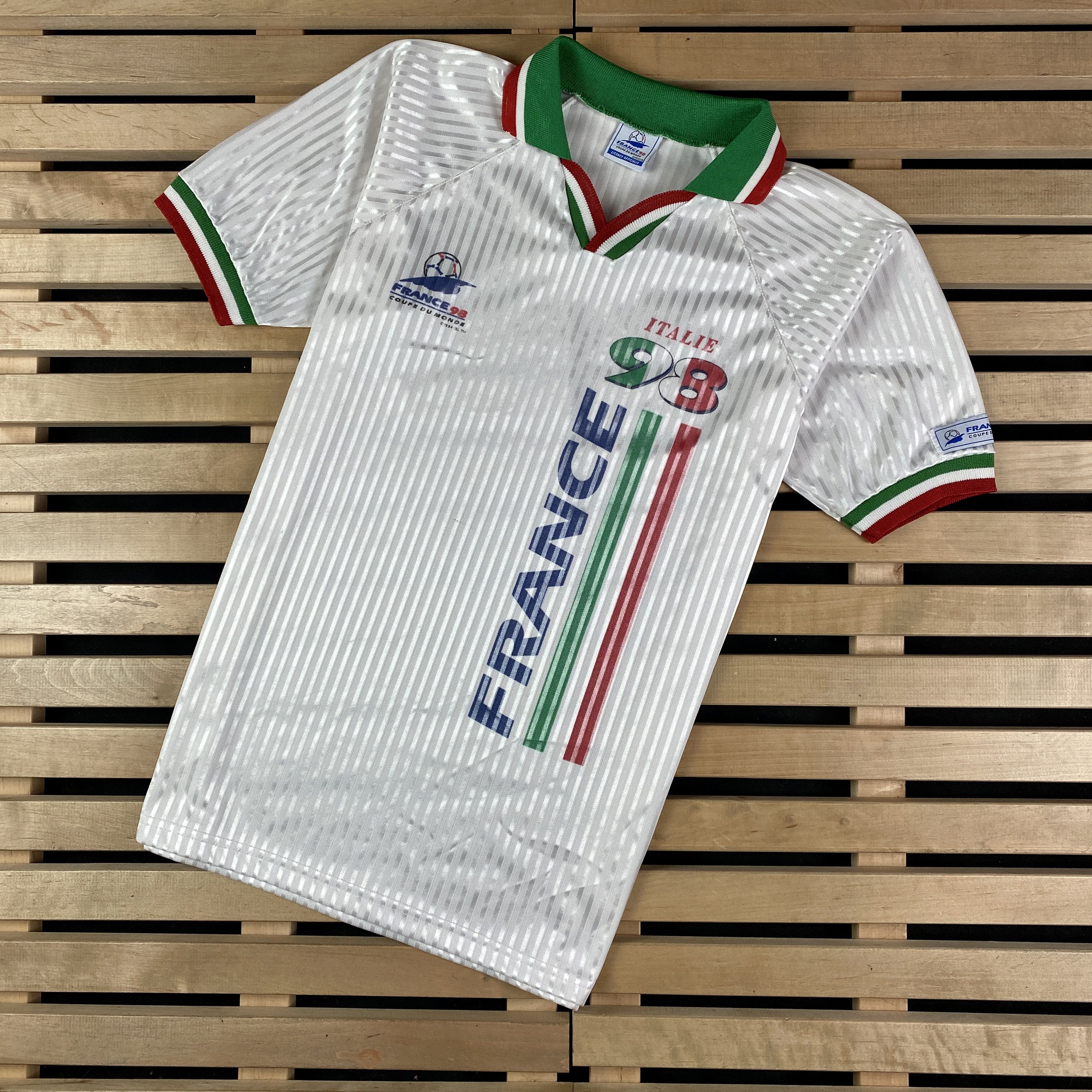 Vintage Vintage 1998 World Cup France Jersey Coupe De Monde Size S/M Size US S / EU 44-46 / 1 - 1 Thumbnail