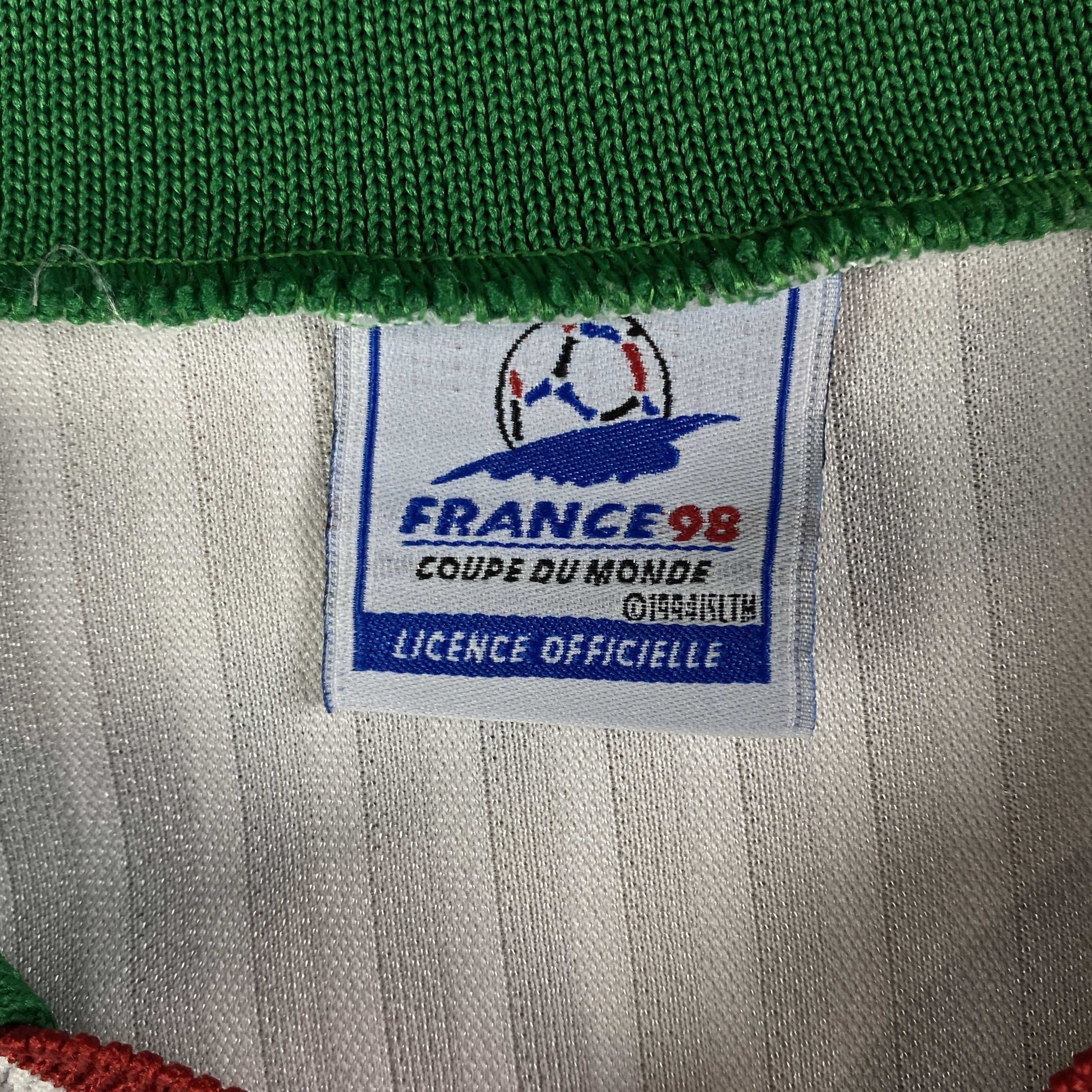 Vintage Vintage 1998 World Cup France Jersey Coupe De Monde Size S/M Size US S / EU 44-46 / 1 - 5 Thumbnail