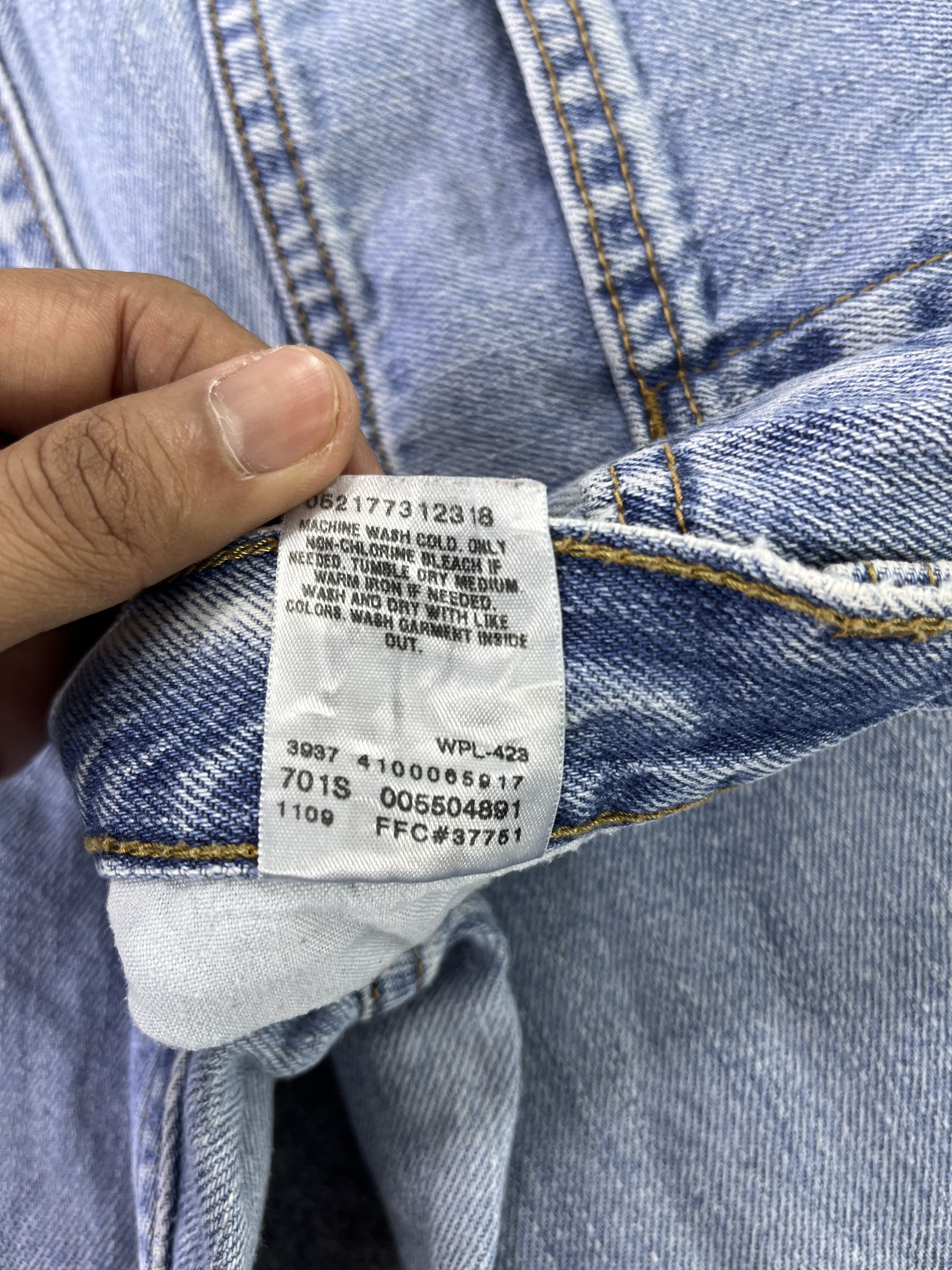 Levi's Vintage Levis 550 Stone Wash Jeans - J765 Size US 33 - 8 Thumbnail