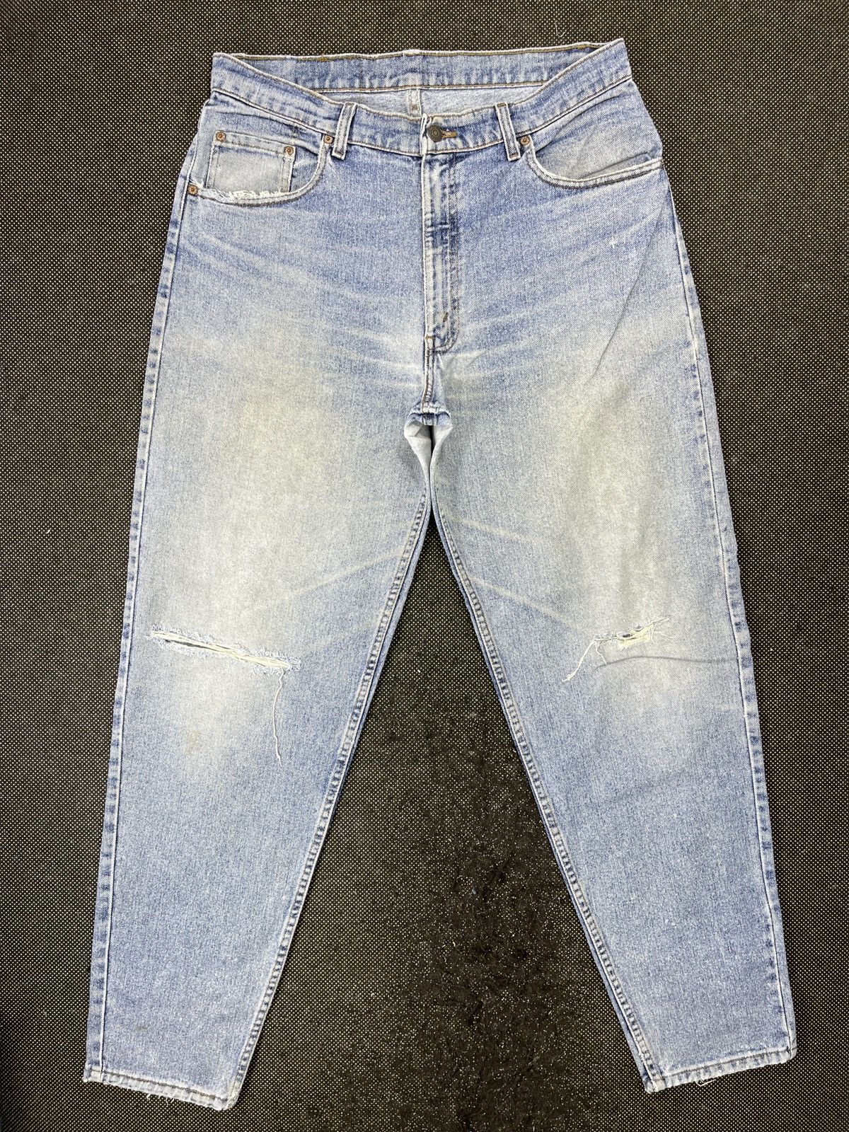 image of Levis 560 Distressed Jeans - J522 in Blue, Men's (Size 36)