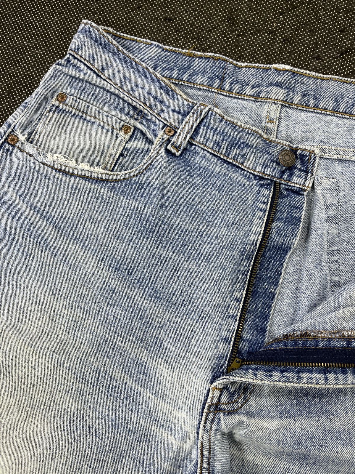 Levi's Vintage Levis 560 Distressed Jeans - J522 Size US 36 / EU 52 - 6 Thumbnail