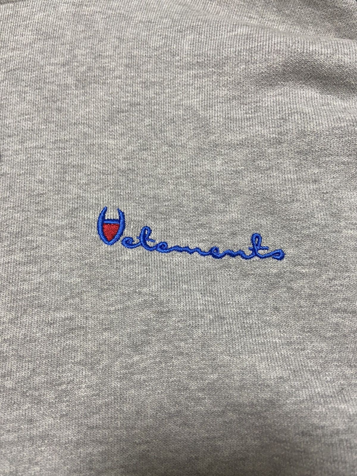 Vetements S Vetements 16ss oversized parady logo hoodie Size US S / EU 44-46 / 1 - 3 Thumbnail