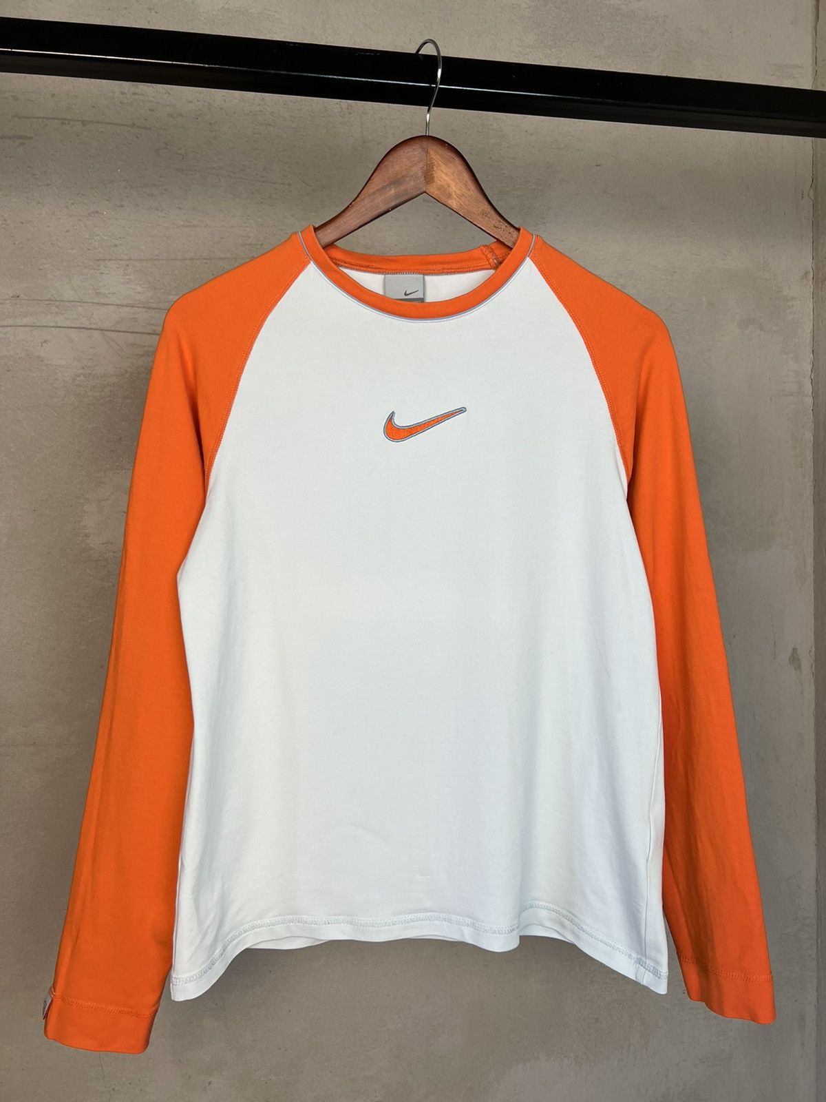 Nike × Vintage Vintage Nike Center Swoosh Long Sleeve Size M / US 6-8 / IT 42-44 - 1 Thumbnail