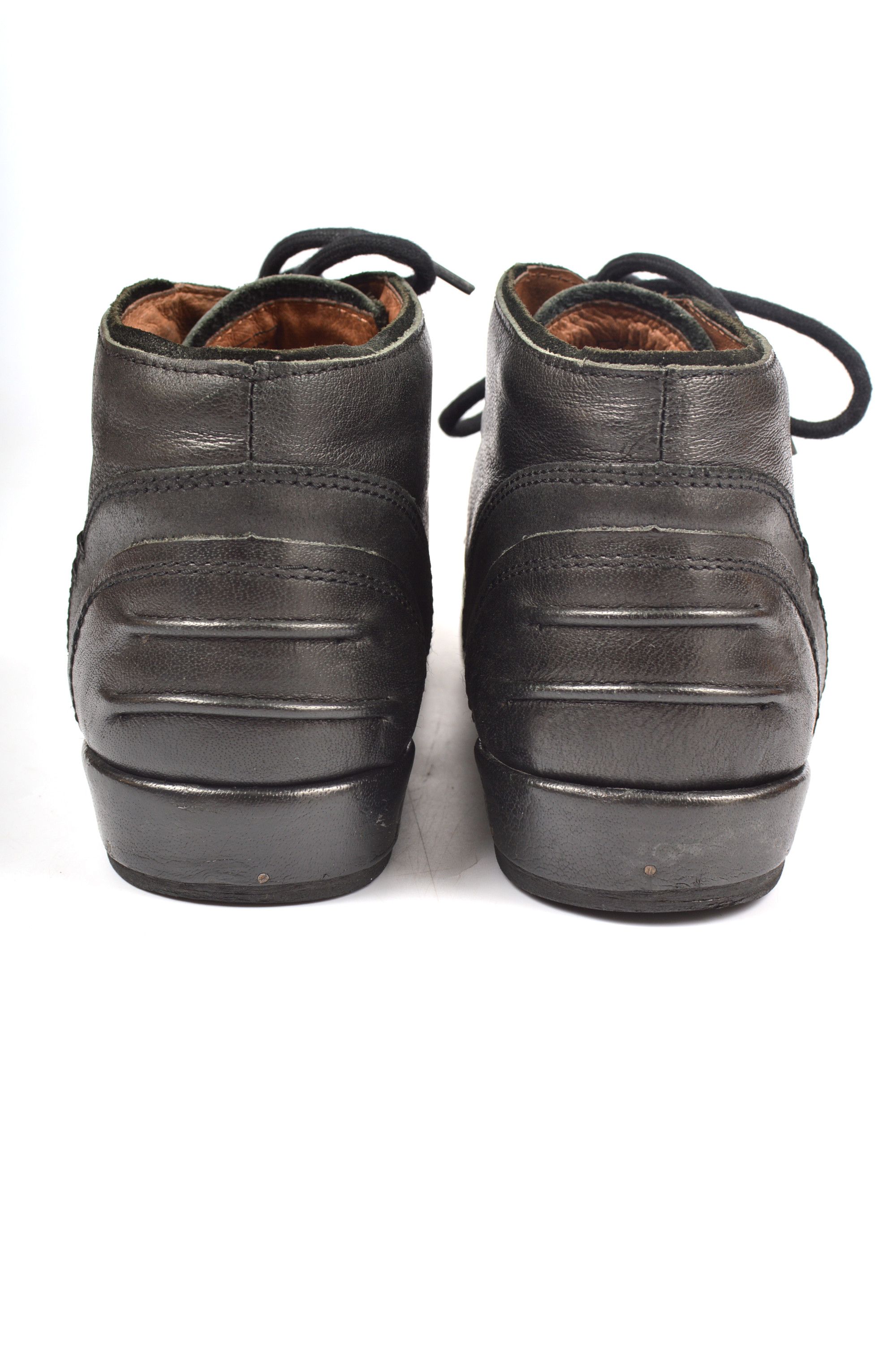 Yellow cab biker boots top