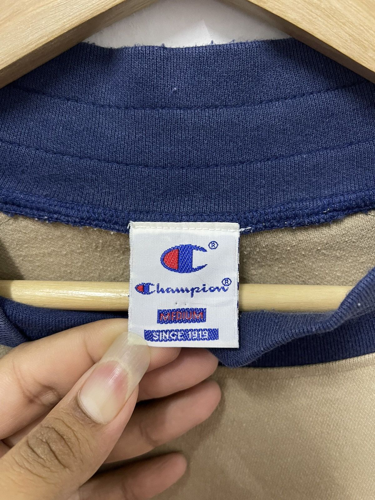 Champion × Japanese Brand × Vintage Vintage Champion Script Logo C Crewneck Longsleeve Tshirt Size US M / EU 48-50 / 2 - 5 Thumbnail