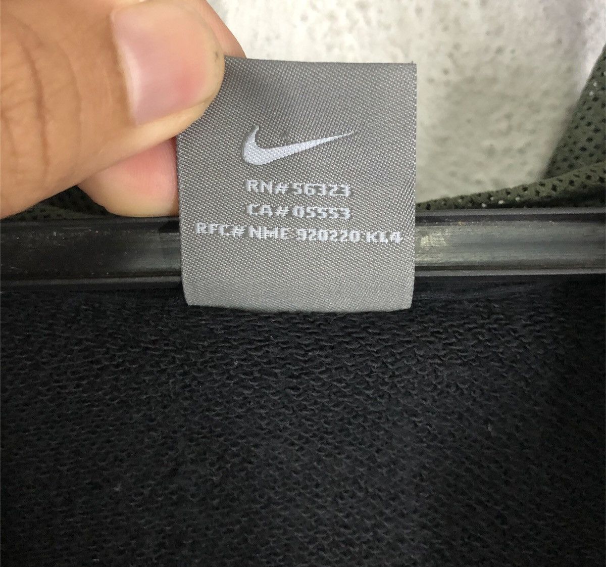 Nike × Vintage Vintage NIKE Sweatshirt Zipper Up Embroidered Size US L / EU 52-54 / 3 - 9 Thumbnail