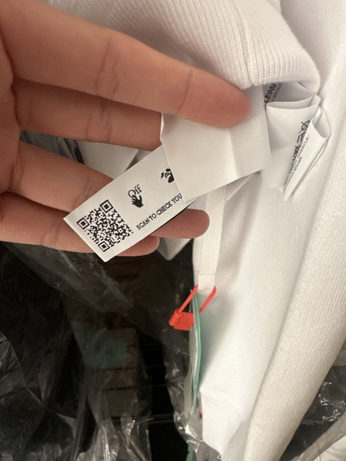 Off-White Off White Degrade Arrow Hoodie Size US S / EU 44-46 / 1 - 5 Thumbnail