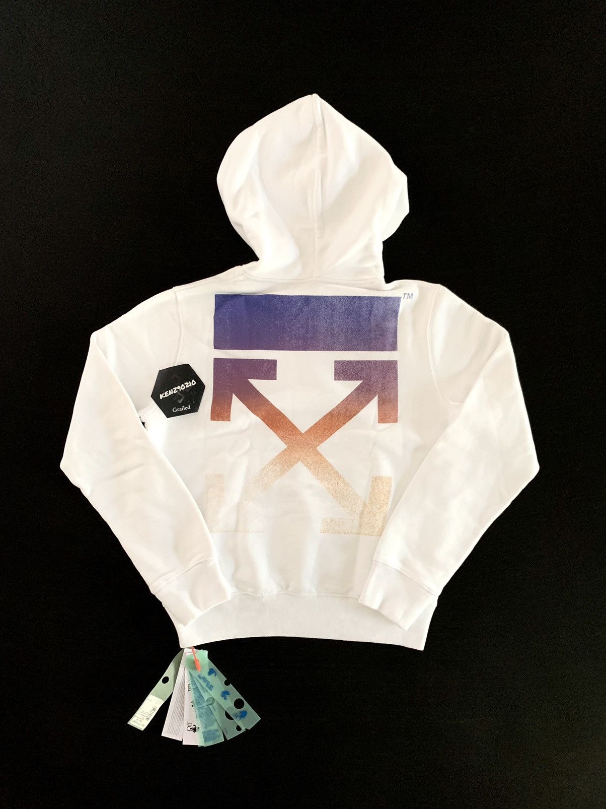 Off-White Off White Degrade Arrow Hoodie Size US S / EU 44-46 / 1 - 1 Thumbnail