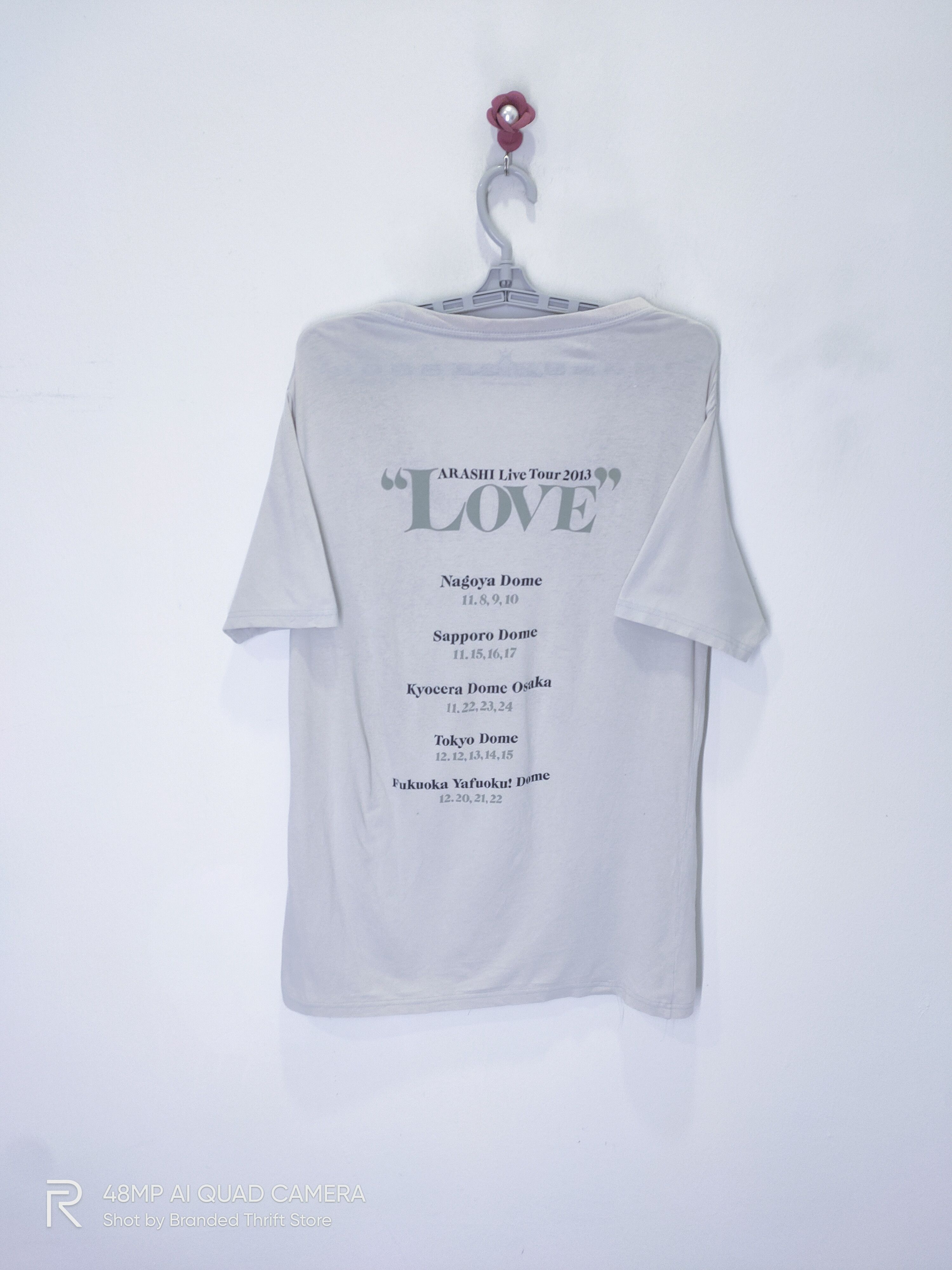 Band Tees LOVE ARASHI Japan Live Tour 2013 Big Graphic KPOP Band Tee Size L / US 10 / IT 46 - 3 Thumbnail