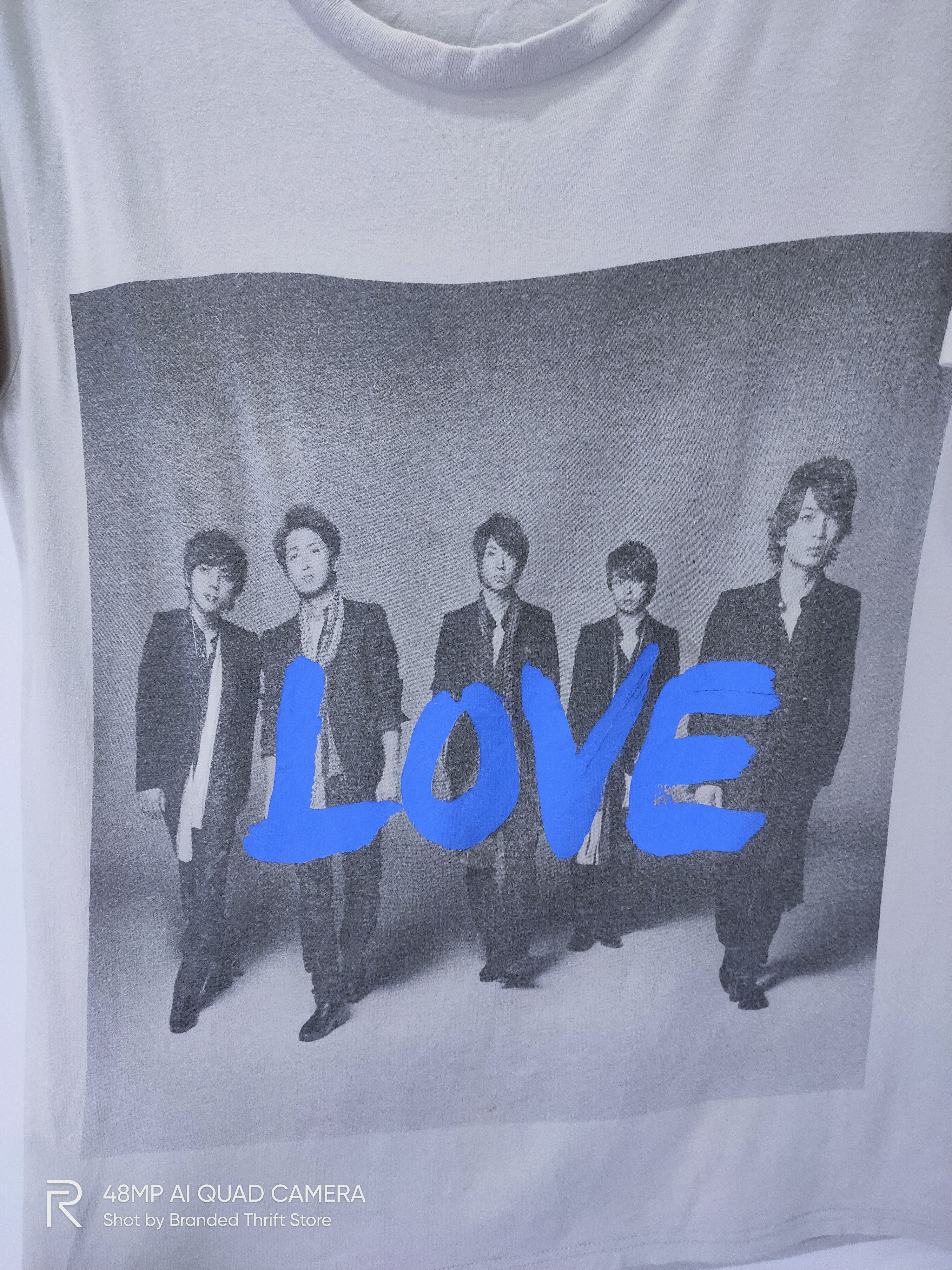 Band Tees LOVE ARASHI Japan Live Tour 2013 Big Graphic KPOP Band Tee Size L / US 10 / IT 46 - 8 Thumbnail