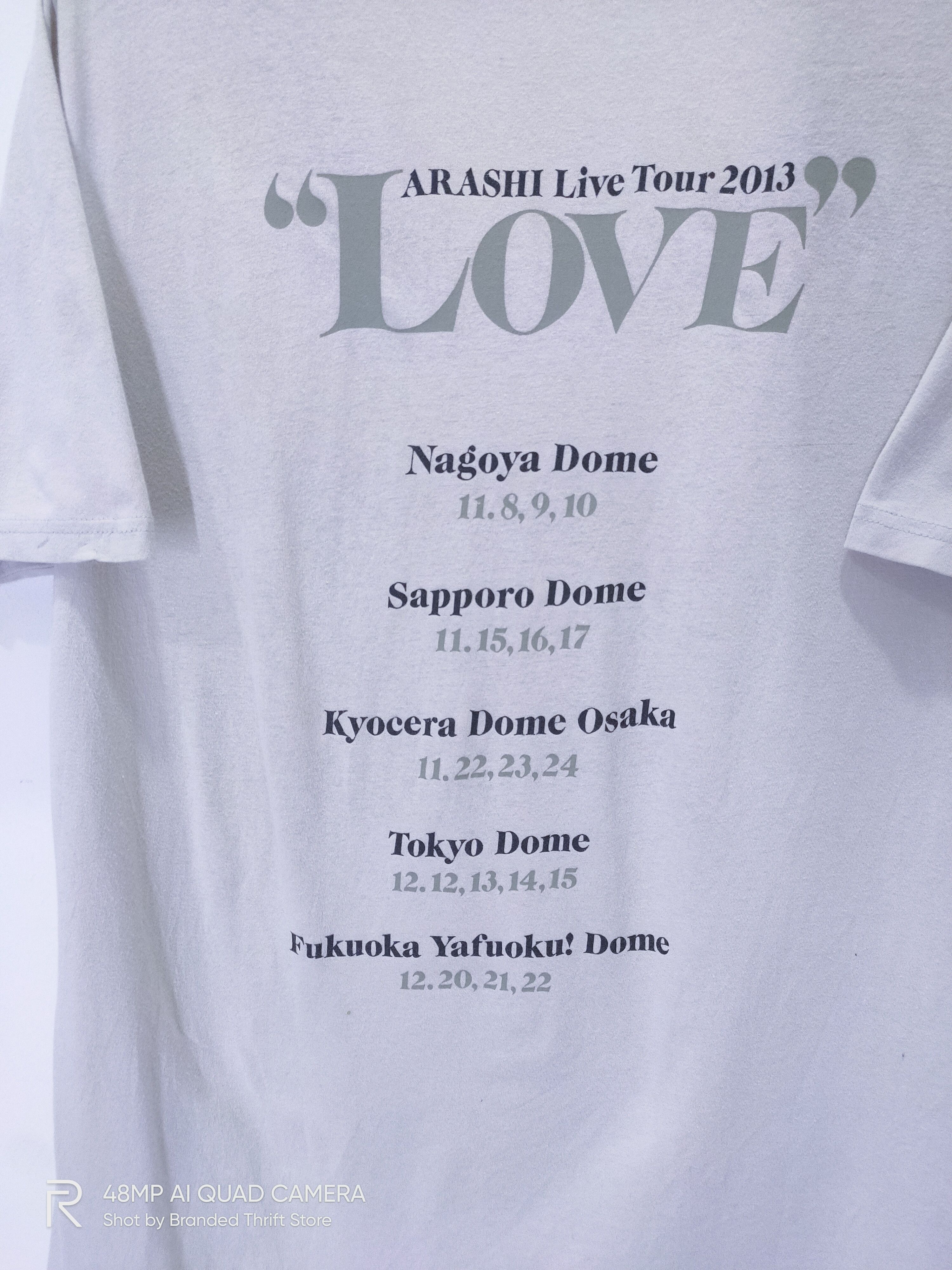 Band Tees LOVE ARASHI Japan Live Tour 2013 Big Graphic KPOP Band Tee Size L / US 10 / IT 46 - 7 Thumbnail