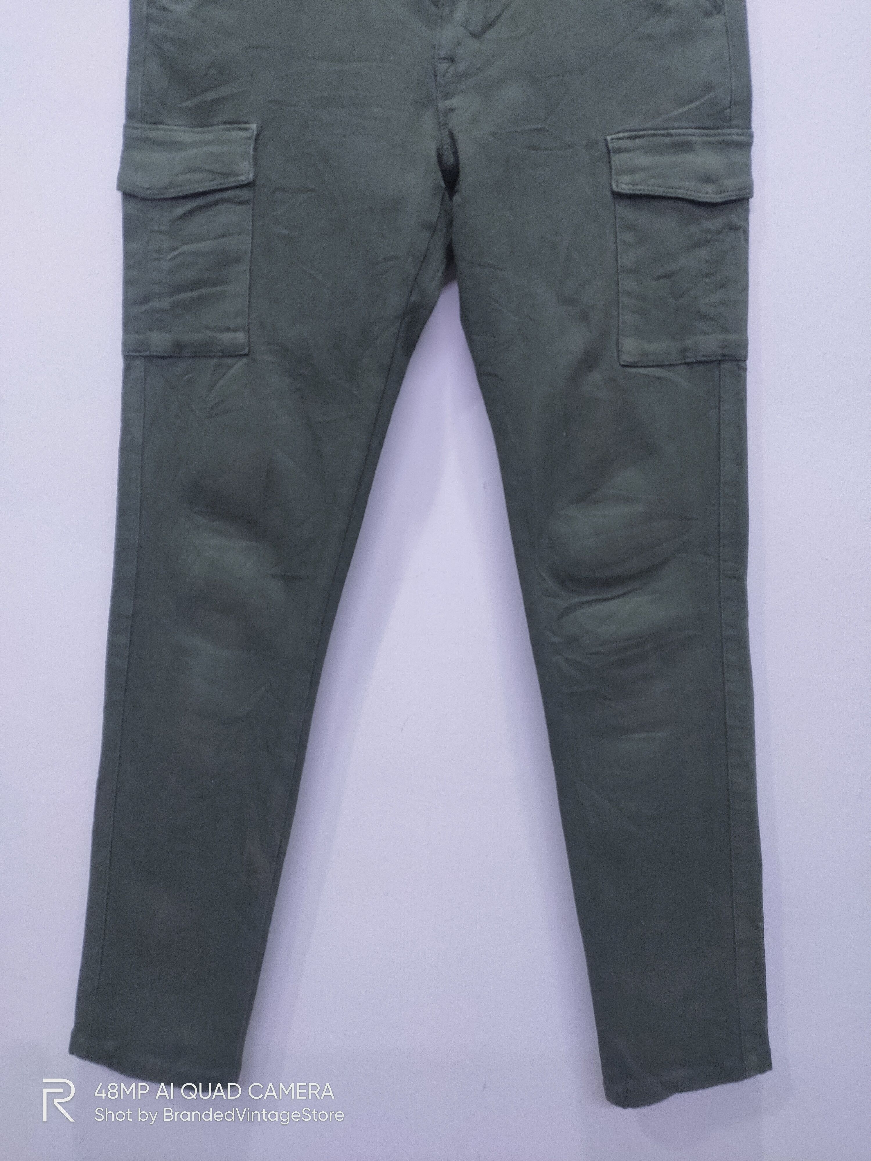 Seditionaries × Uniqlo UNIQLO SkinnySlimfit Multipocket Tactical Utility CargoPant Size US 29 - 5 Thumbnail
