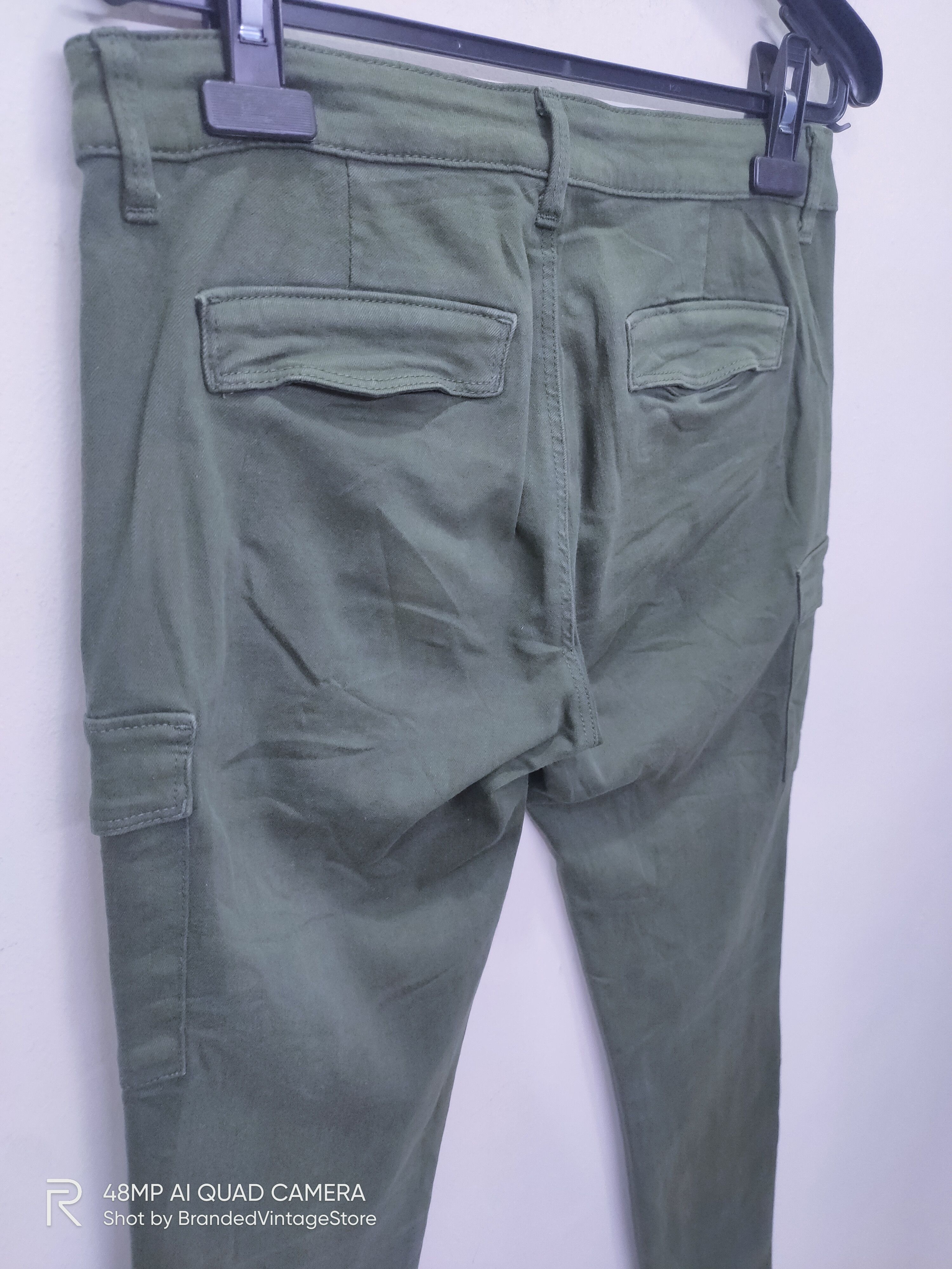 Seditionaries × Uniqlo UNIQLO SkinnySlimfit Multipocket Tactical Utility CargoPant Size US 29 - 11 Thumbnail