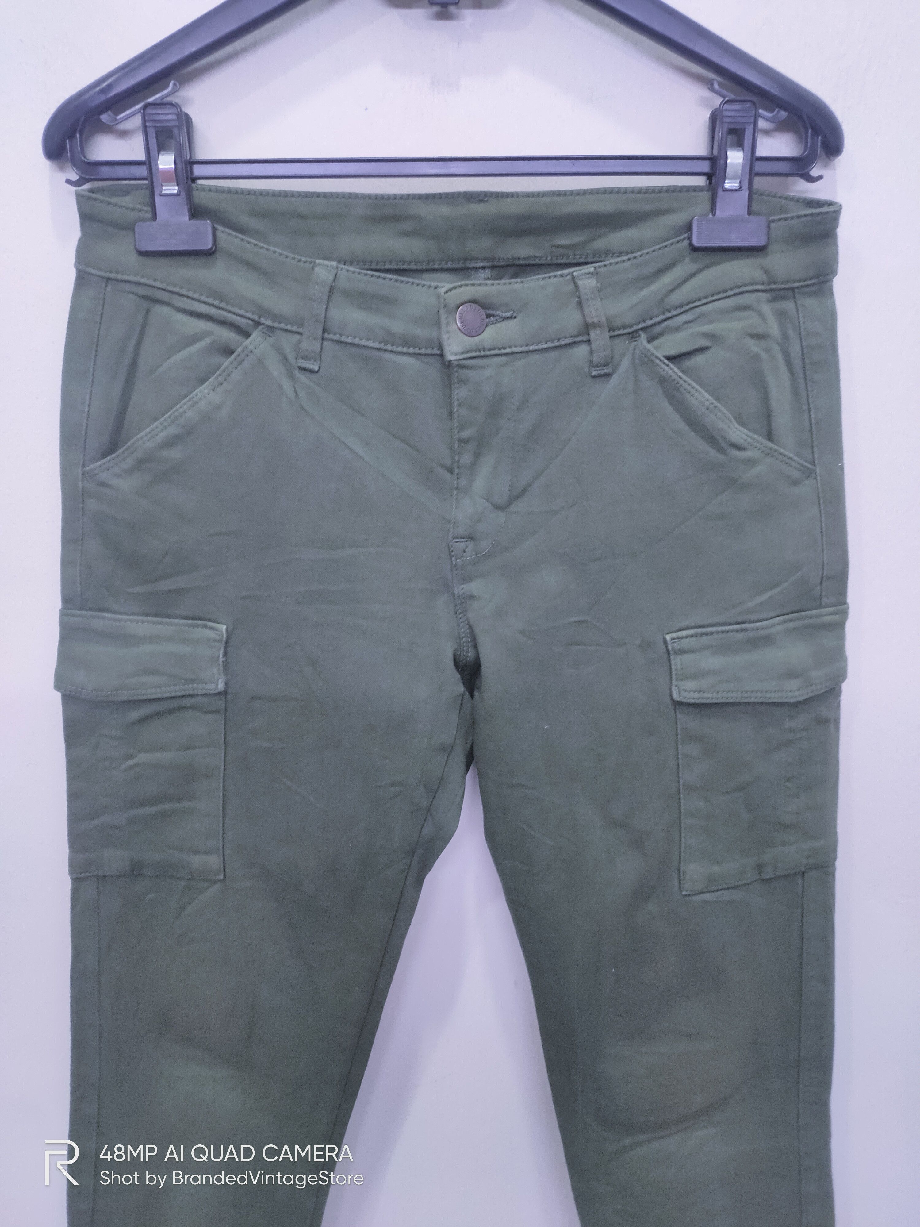 Seditionaries × Uniqlo UNIQLO SkinnySlimfit Multipocket Tactical Utility CargoPant Size US 29 - 4 Thumbnail