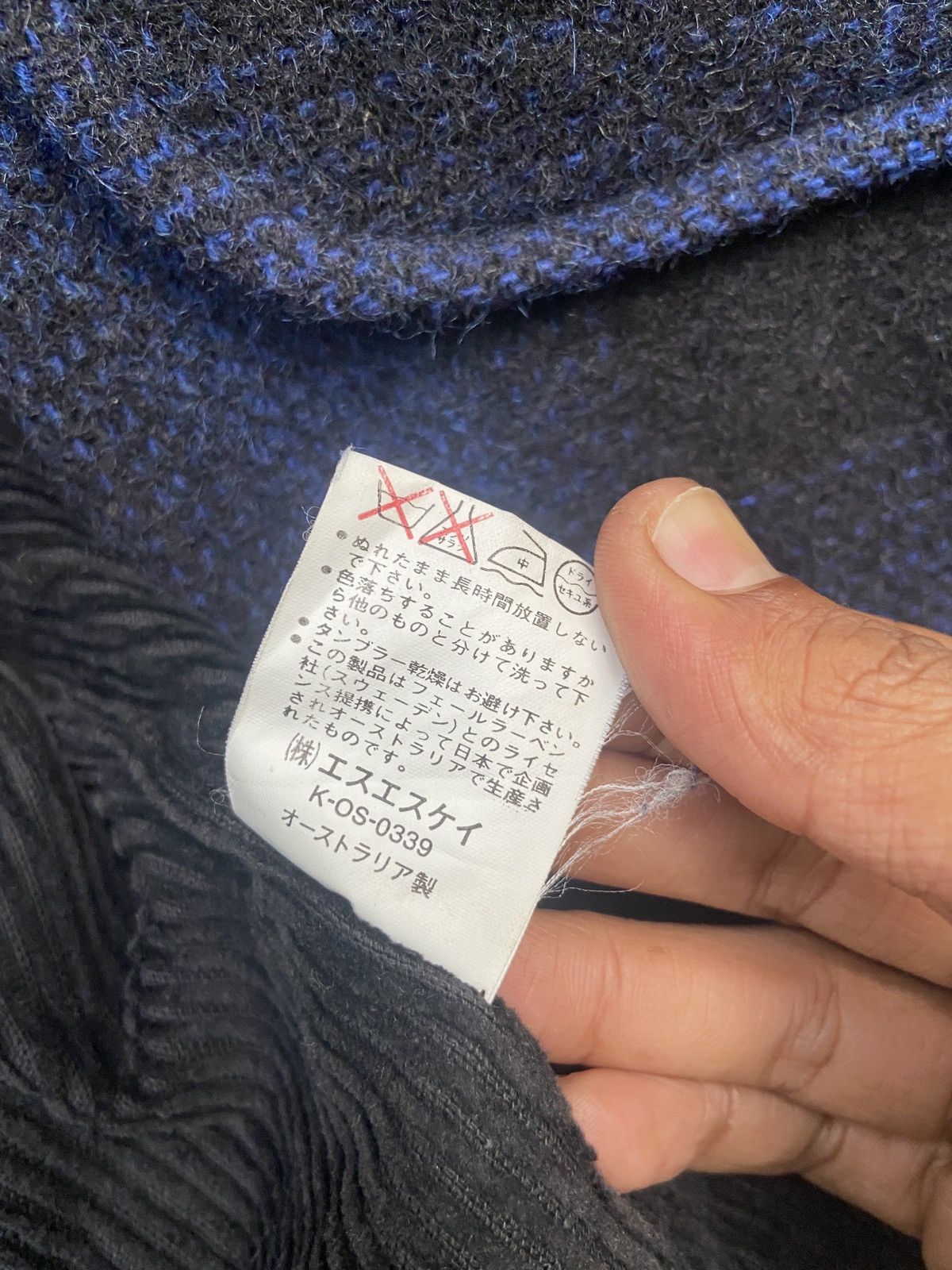 Fjallraven Vintage Fjallraven Merino Wool Checkered Sleeveless Jacket Size US L / EU 52-54 / 3 - 10 Thumbnail