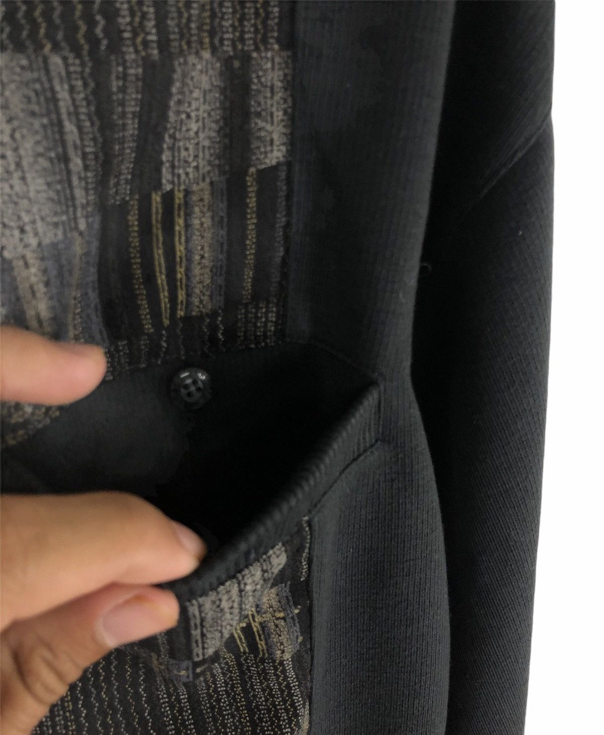 Valentino × Vintage VERA VALENTINO SWEATSHIRT Size US L / EU 52-54 / 3 - 7 Thumbnail