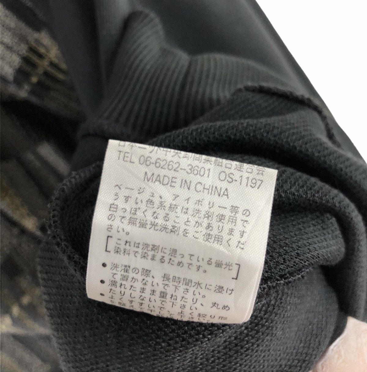 Valentino × Vintage VERA VALENTINO SWEATSHIRT Size US L / EU 52-54 / 3 - 10 Thumbnail
