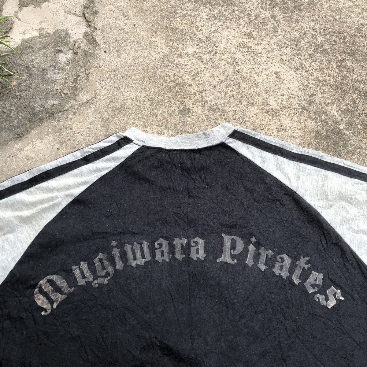 Anime × One Piece 🔥Rare🔥🇯🇵One Piece Roronoa Zoro WANTED Poster Mugiwara Pirates Size US M / EU 48-50 / 2 - 5 Thumbnail