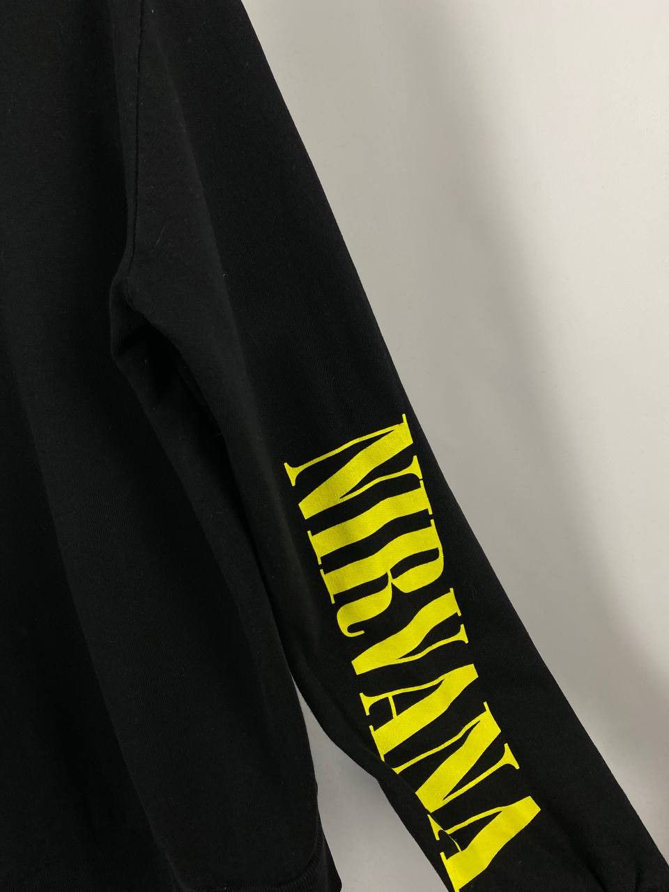 Nirvana Nirvana sweatshirts 2017 rock tee band tee size L Size US L / EU 52-54 / 3 - 4 Thumbnail