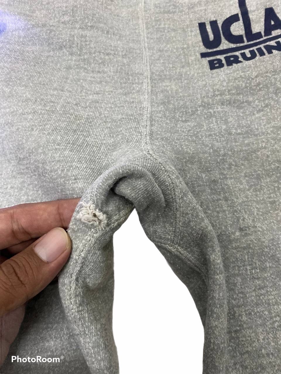 Descente Vintage ucla sweatpant by descente Size US 37 - 6 Thumbnail