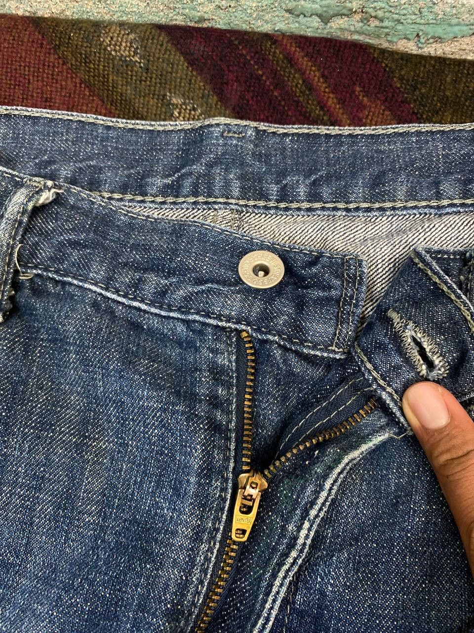 Levi's vintage levis 505 straight fit distressed denim Size US 40 / EU 56 - 14 Thumbnail