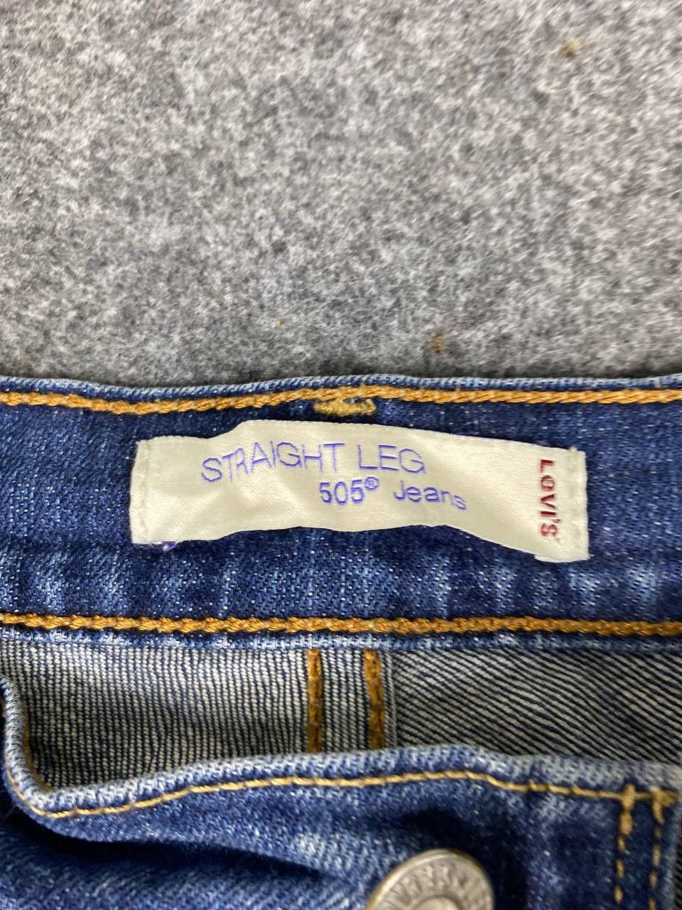 Levi's vintage levis 505 straight cut denim slightly distressed Size 33" - 13 Thumbnail