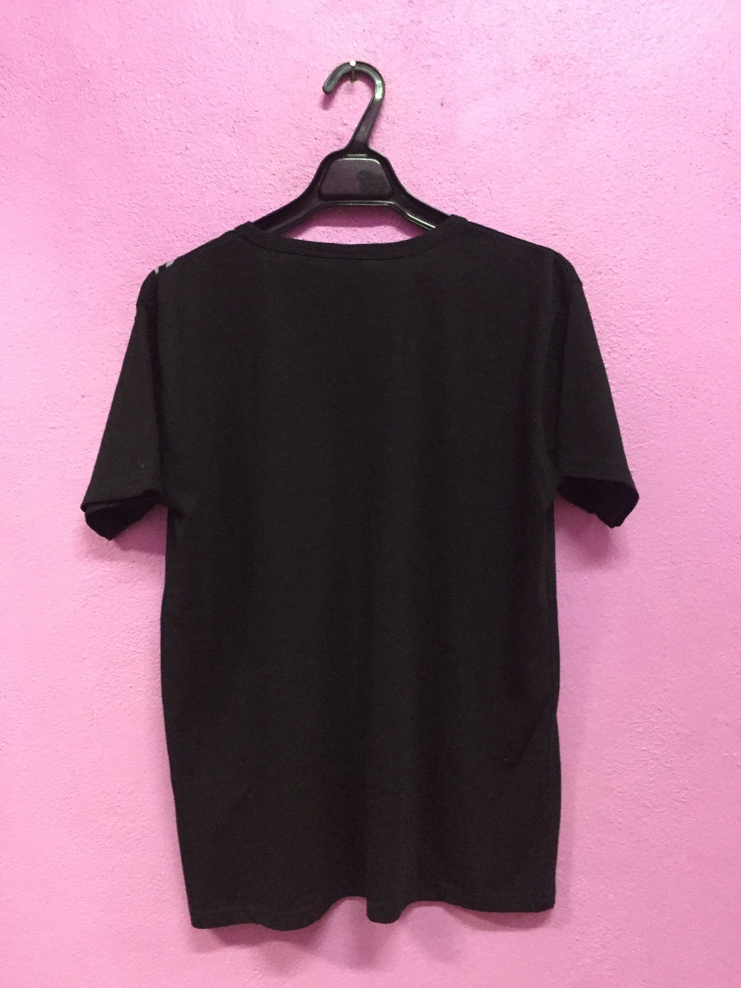 Japanese Brand Bullet Noise Fish Koi Tee Size XL Size US XL / EU 56 / 4 - 2 Thumbnail
