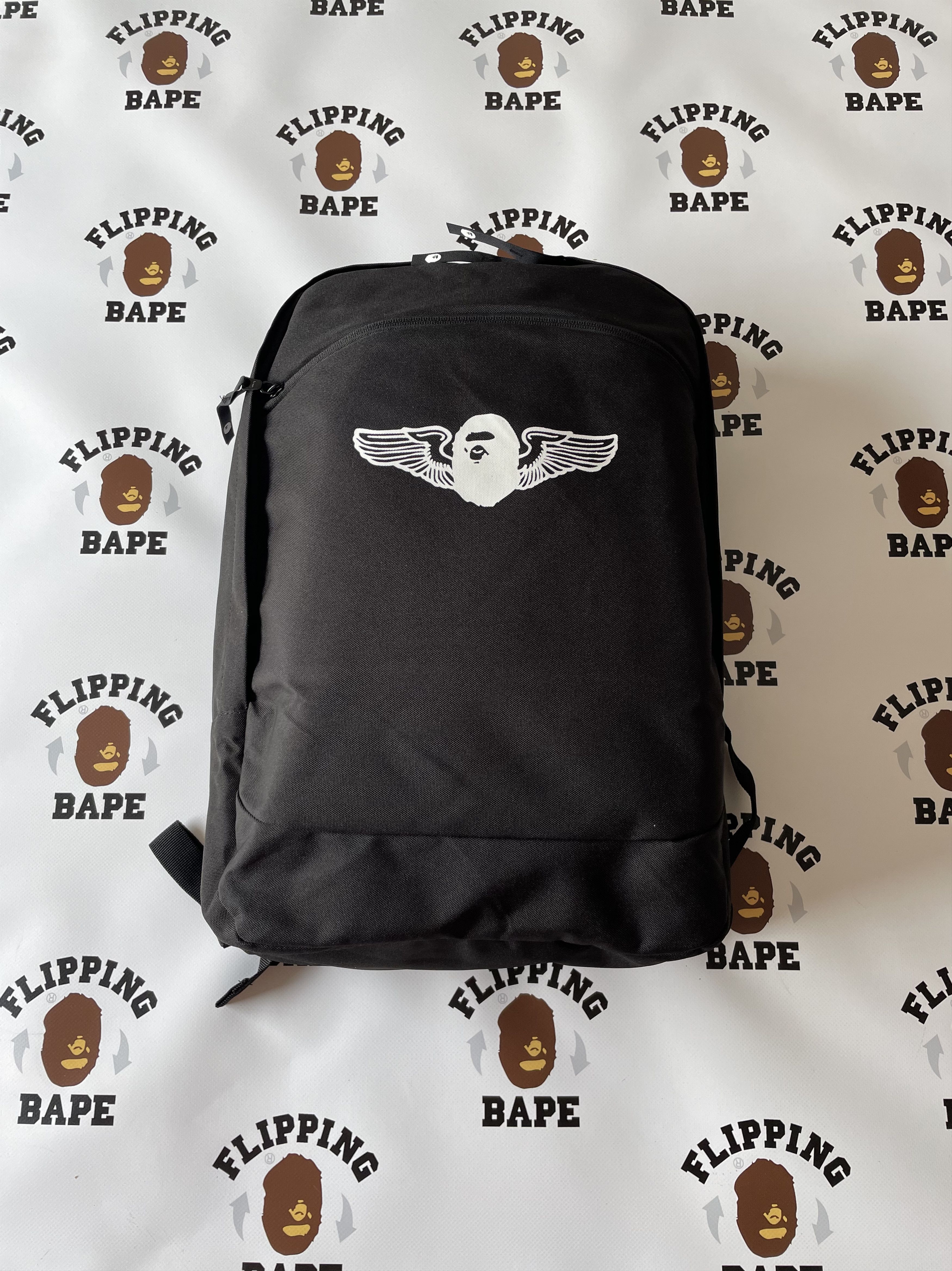 Bape BAPE HAPPY NEW YEAR BAG MILITARY MEN SIZE S Size ONE SIZE - 11 Thumbnail