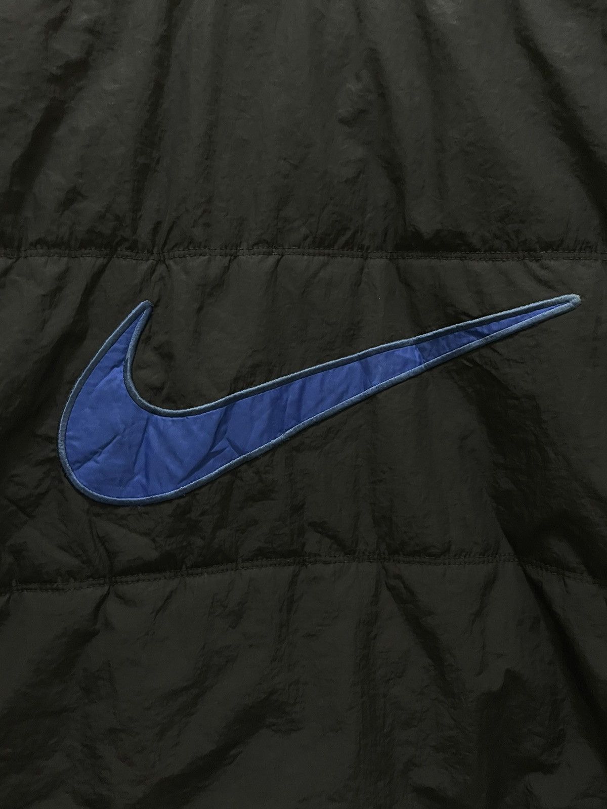 Nike Vintage 90s Nike Big Logo Puffer Jacket Size US L / EU 52-54 / 3 - 13 Thumbnail