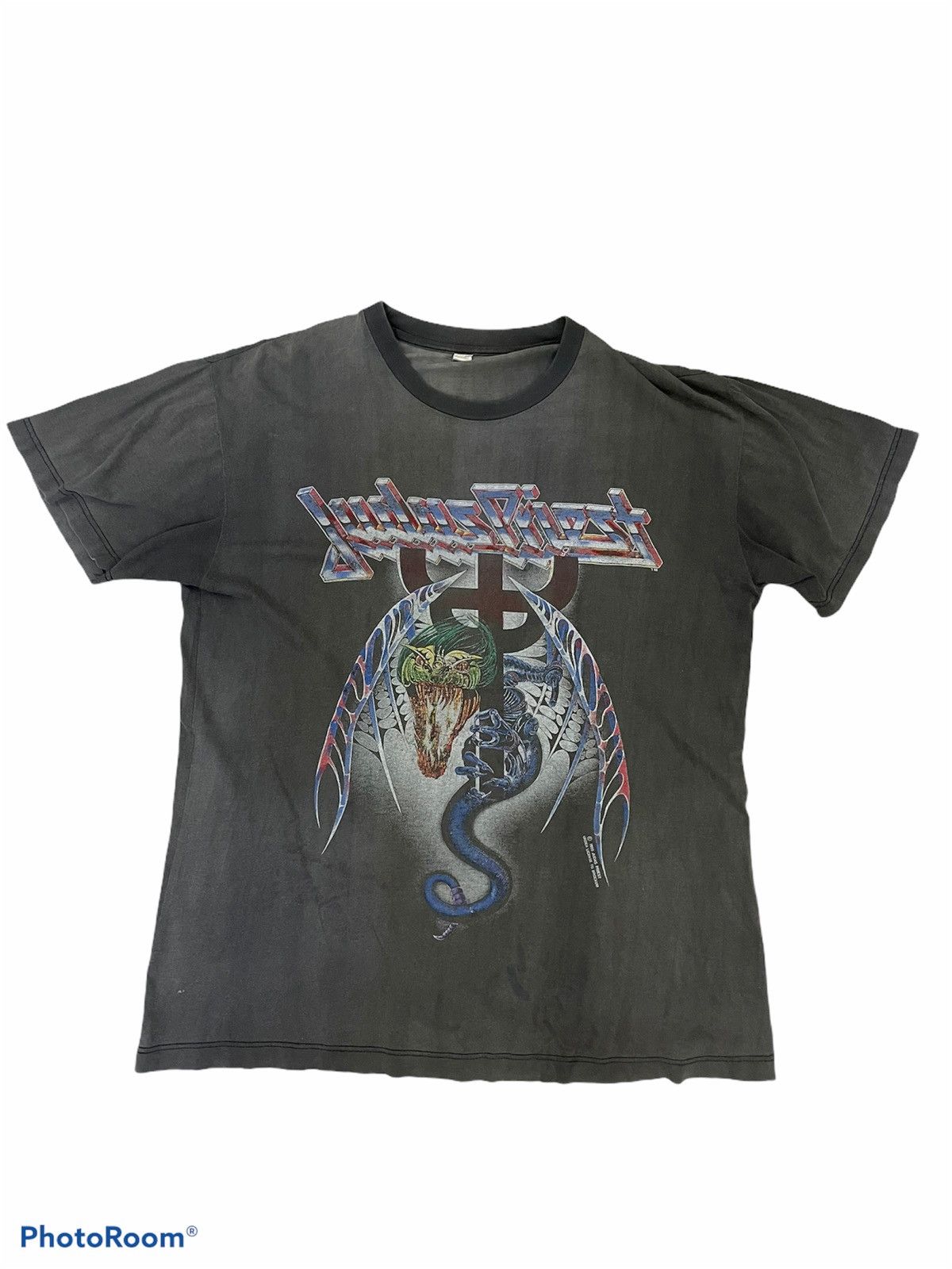 Band Tees Vintage Judas Priest Painkiller 1990 Nicely Faded Tshirt Size US L / EU 52-54 / 3 - 1 Thumbnail