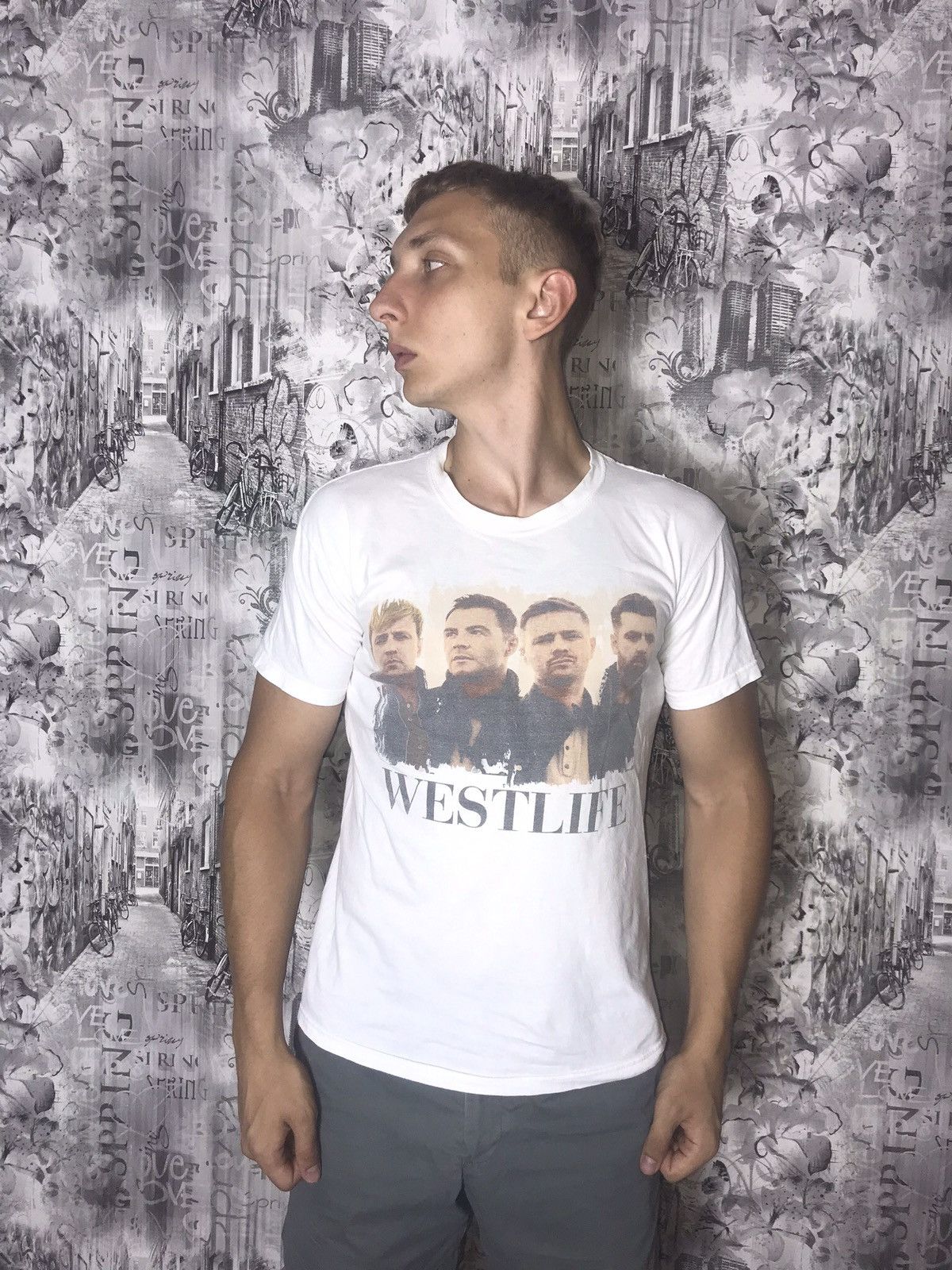 Band Tees Westlife 2012 tour t-shirt Size US M / EU 48-50 / 2 - 1 Thumbnail