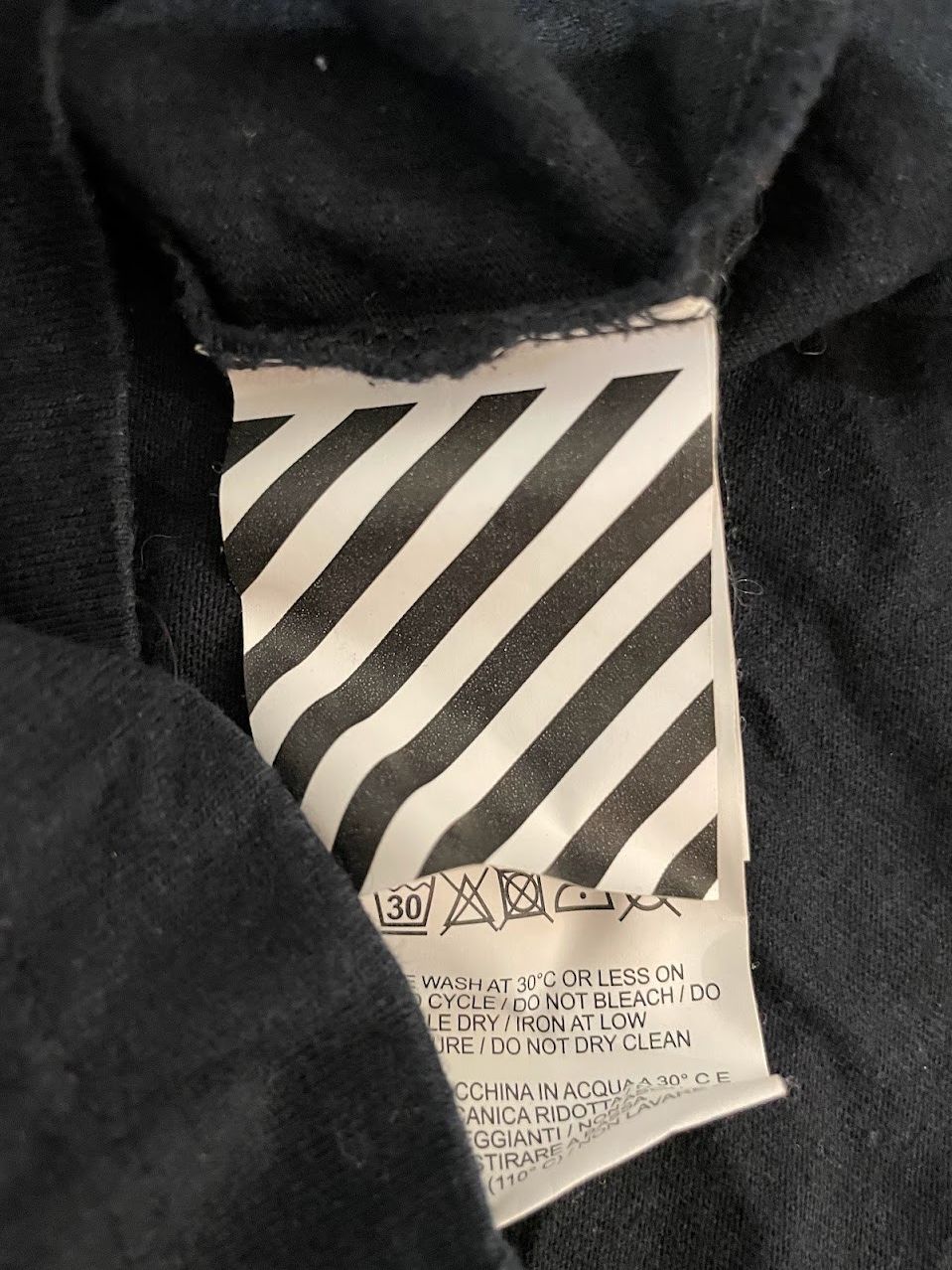 Off-White OFF-WHITE Split Logo Arrow Tshirt Size US S / EU 44-46 / 1 - 4 Thumbnail