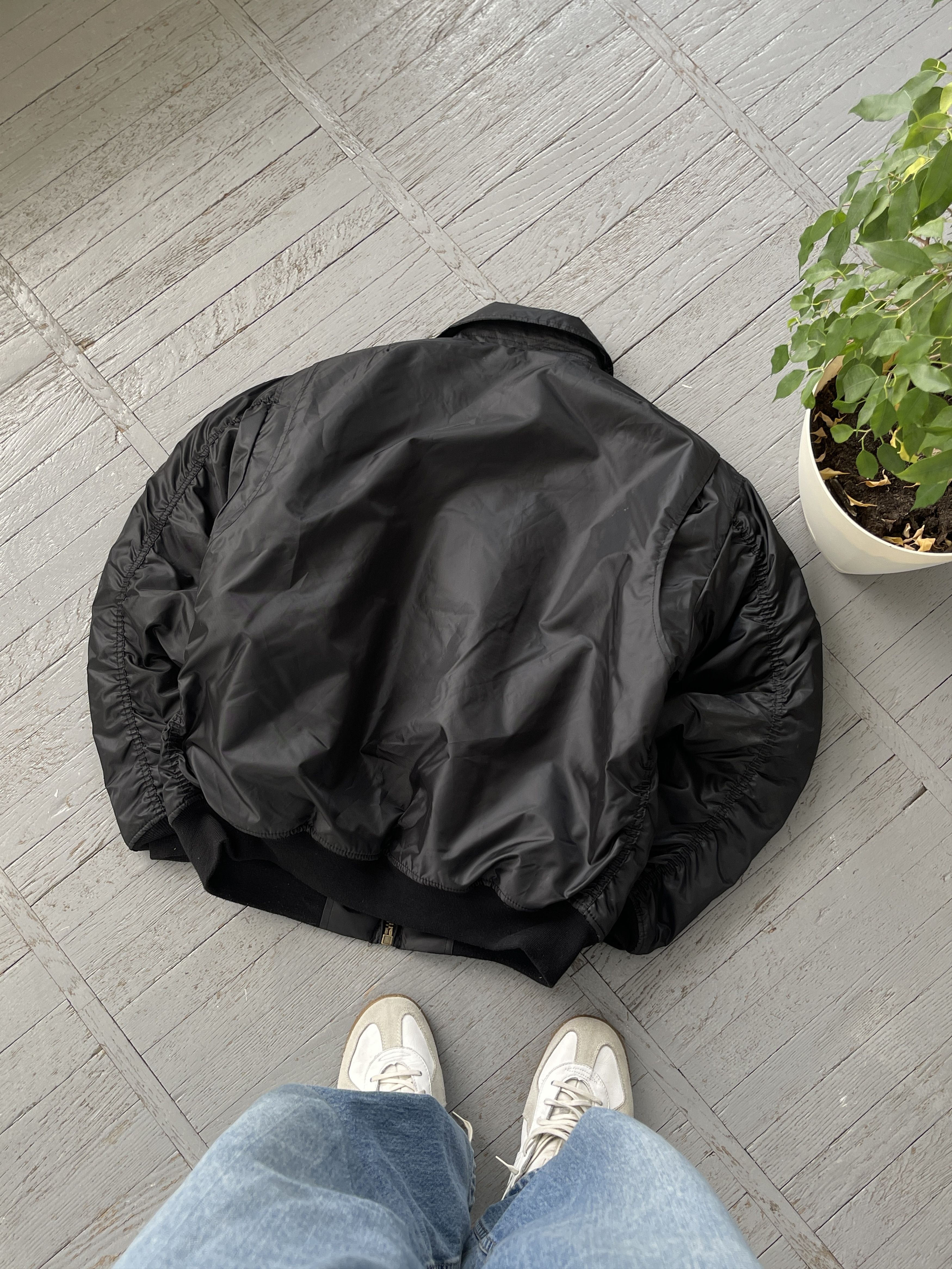 Japanese Brand Vintage CWU Intermediate Bomber Jacket like MA 2 Size US L / EU 52-54 / 3 - 2 Thumbnail