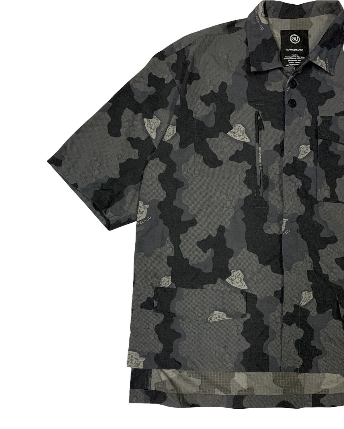 Undercover 🔥UNDERCOVER X GU SPACE CAMO S/SLEEVES ZIPER SHIRTS Size US L / EU 52-54 / 3 - 2 Thumbnail