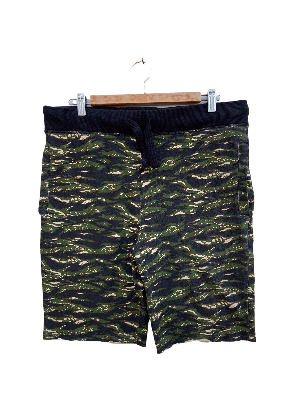 Japanese Brand ELKEX TIGER STRIPE SHORT PANT Size US 34 / EU 50 - 1 Thumbnail