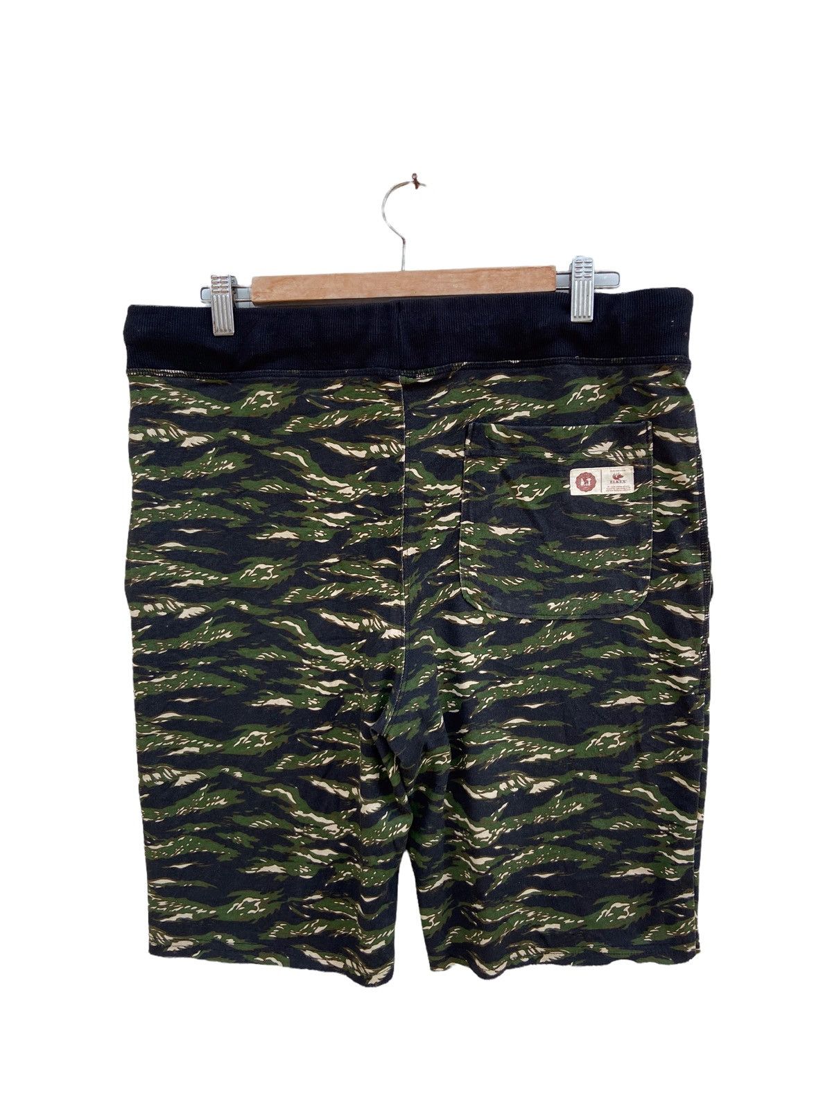 Japanese Brand ELKEX TIGER STRIPE SHORT PANT Size US 34 / EU 50 - 2 Thumbnail