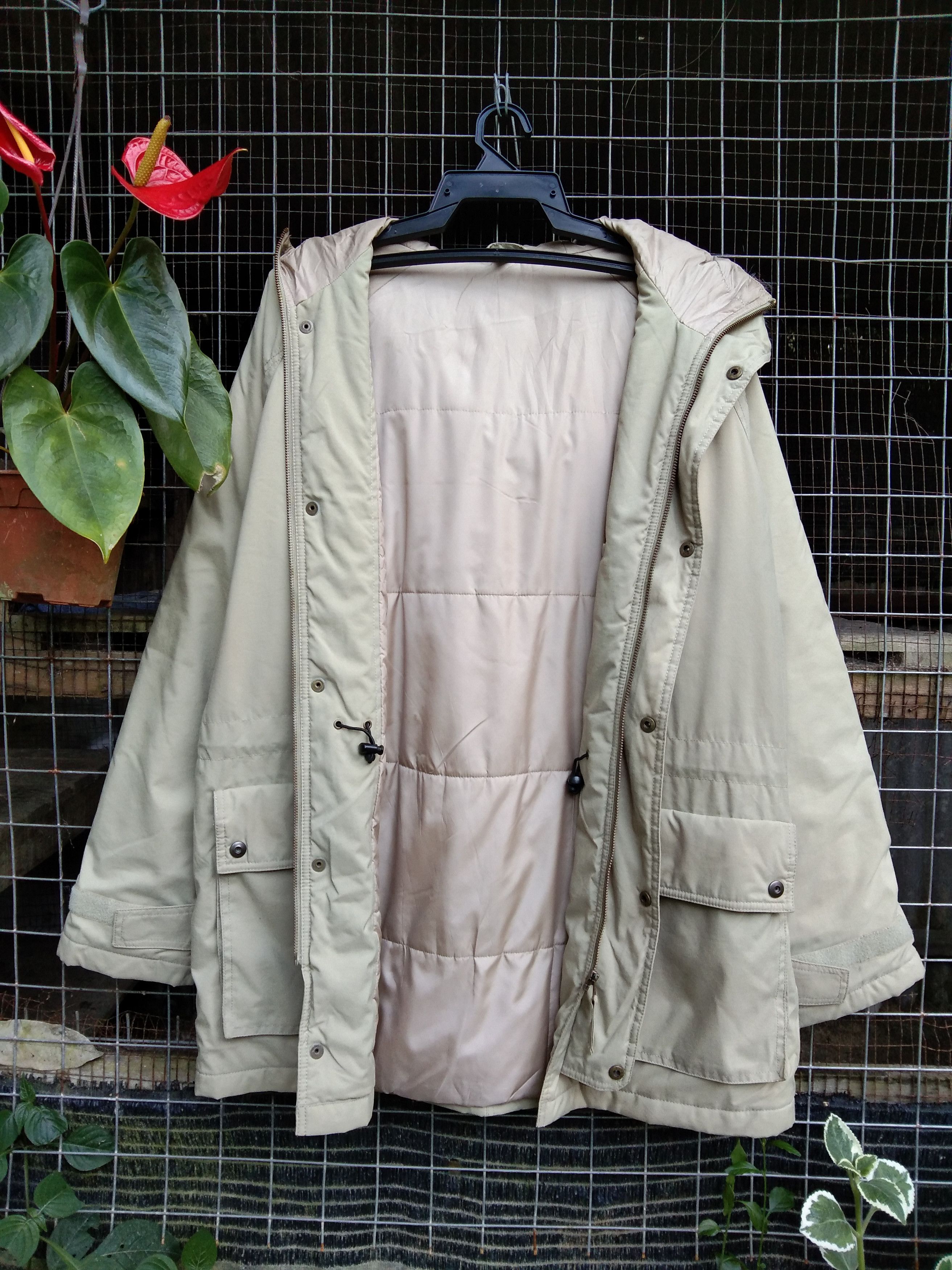 Japanese Brand UNIQLO MEN'S PARKA JACKET WITH HOOD Size US L / EU 52-54 / 3 - 1 Thumbnail
