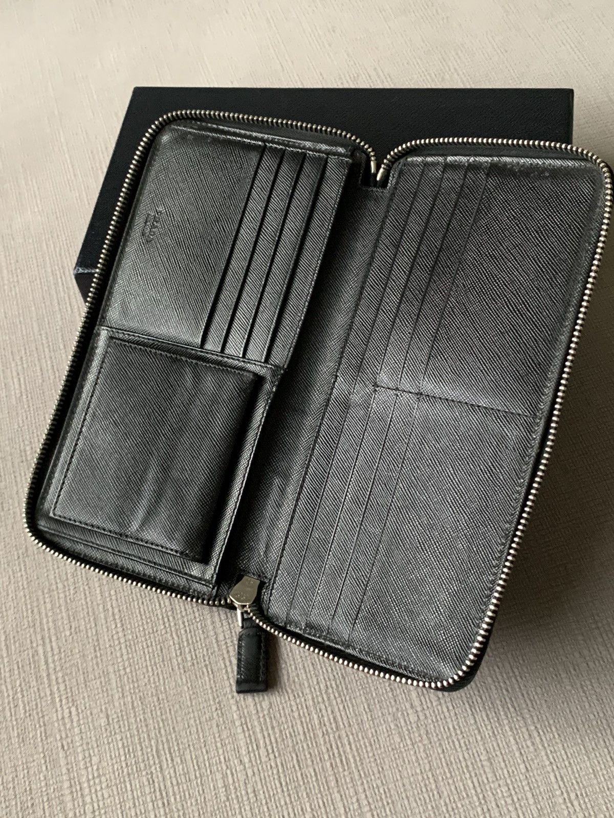 Prada Prada black leather wallet purse with box Size ONE SIZE - 4 Thumbnail