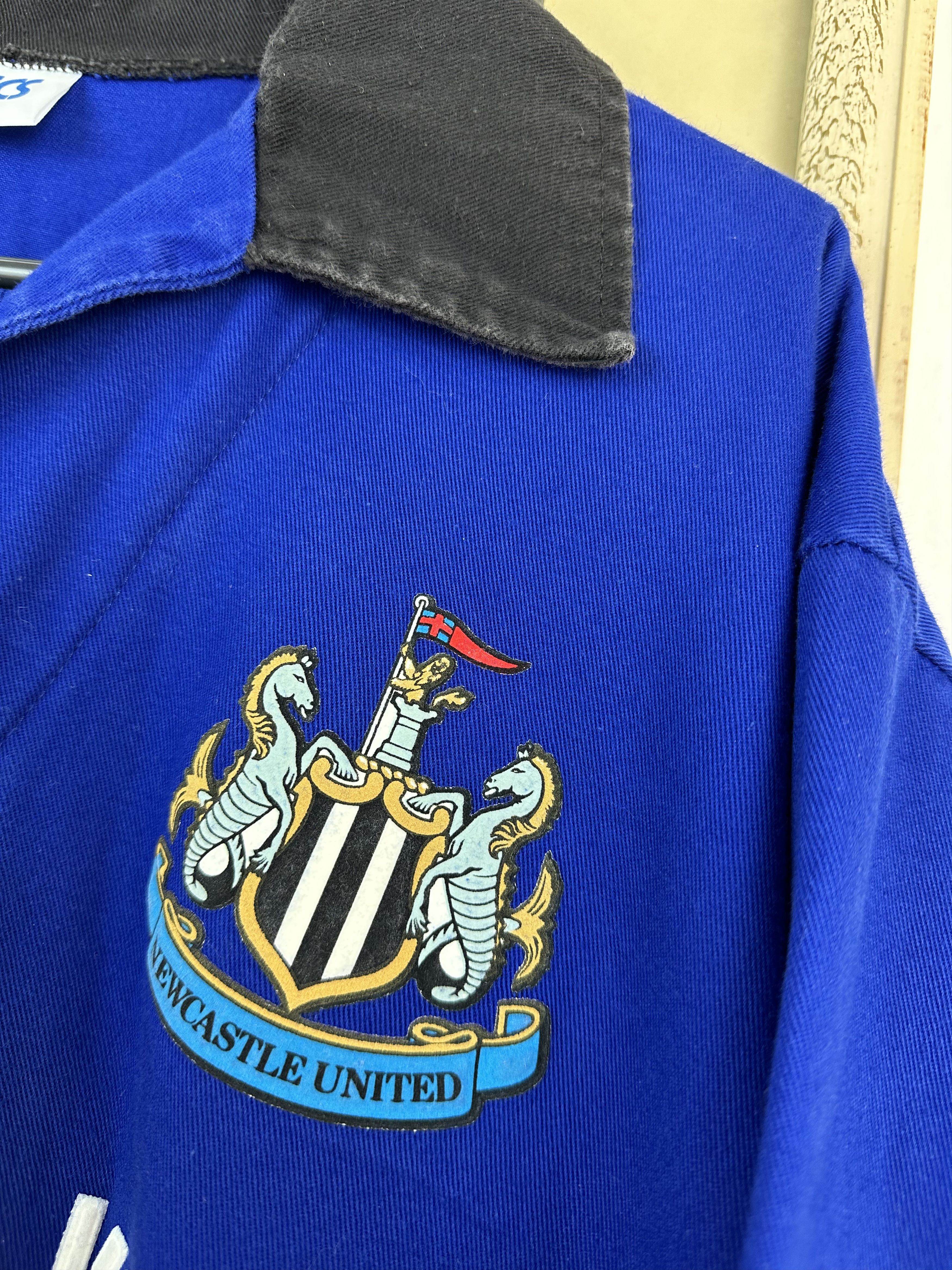 Asics Vintage Newcastle United Football Sweatshirt Rare Jacket Size US L / EU 52-54 / 3 - 3 Thumbnail