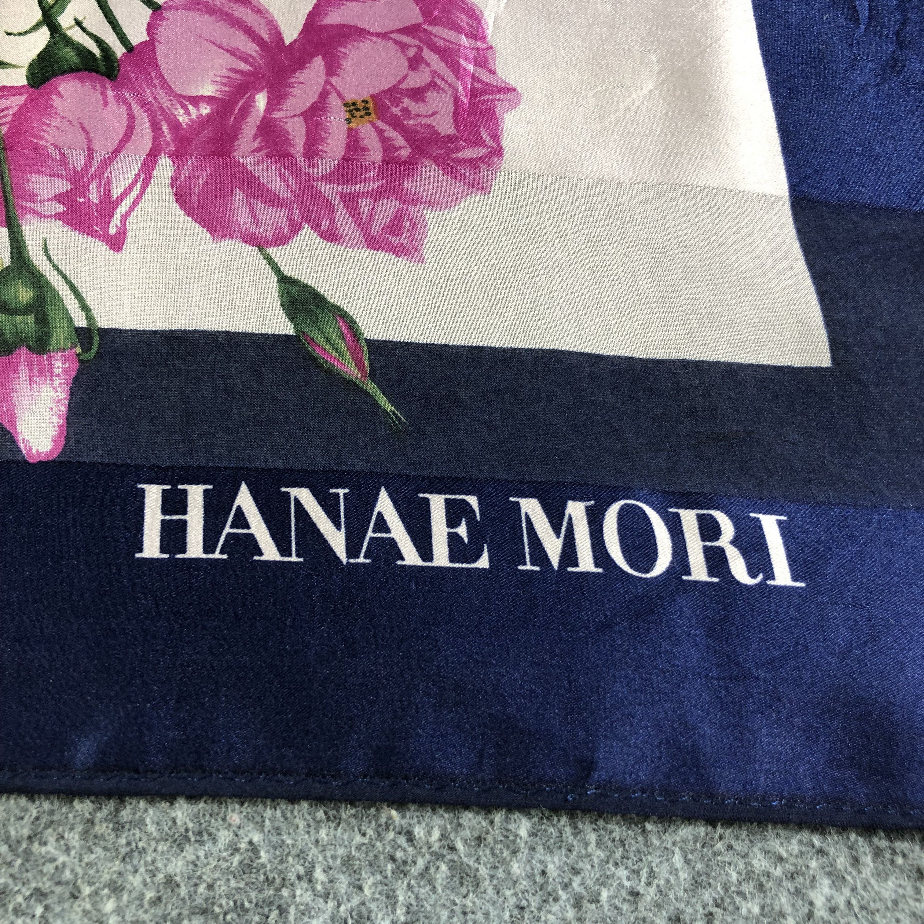 Hanae Mori Hanae Mori Floral Slit Thread Silk Scarf M589 Size ONE SIZE - 3 Thumbnail