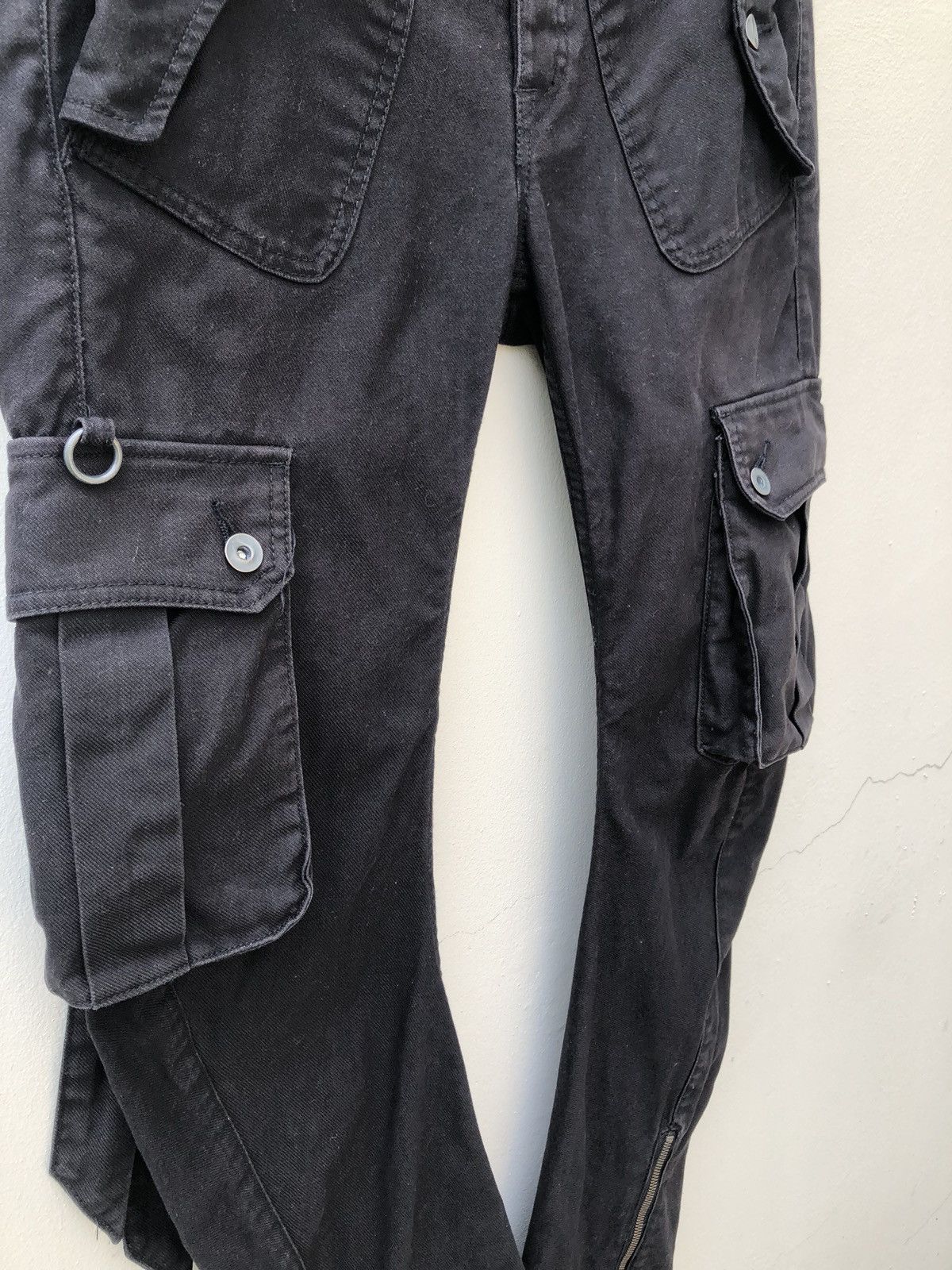 CIVARIZE Civarize Low Rise Black Parachute Tactical Cargo Trouser Size US 29 - 10 Thumbnail
