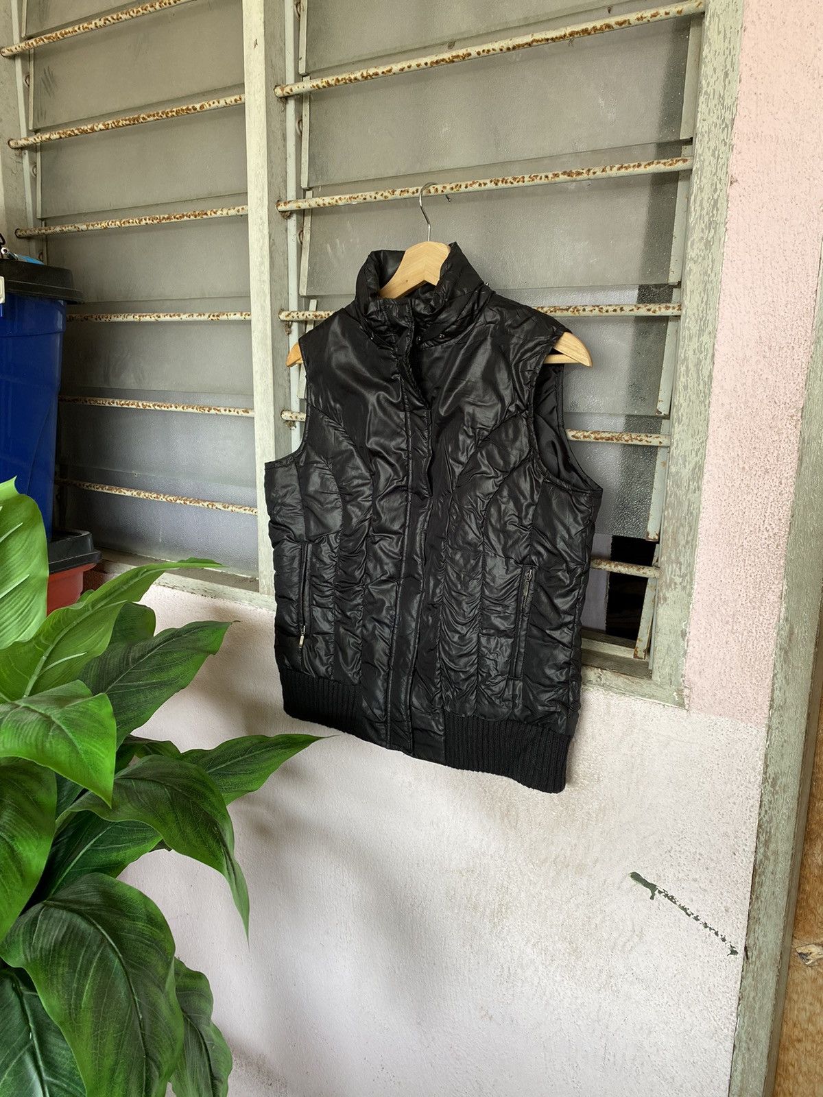image of George Puffer Vest in Black, Men's (Size Medium)