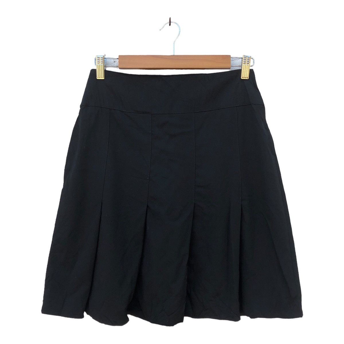 Burberry Burberry London Mini Skirt Size 28" / US 6 / IT 42 - 1 Thumbnail