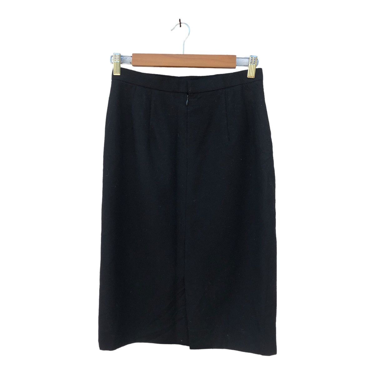 Burberry Burberry Midi Skirt Wool Size 28" / US 6 / IT 42 - 2 Thumbnail