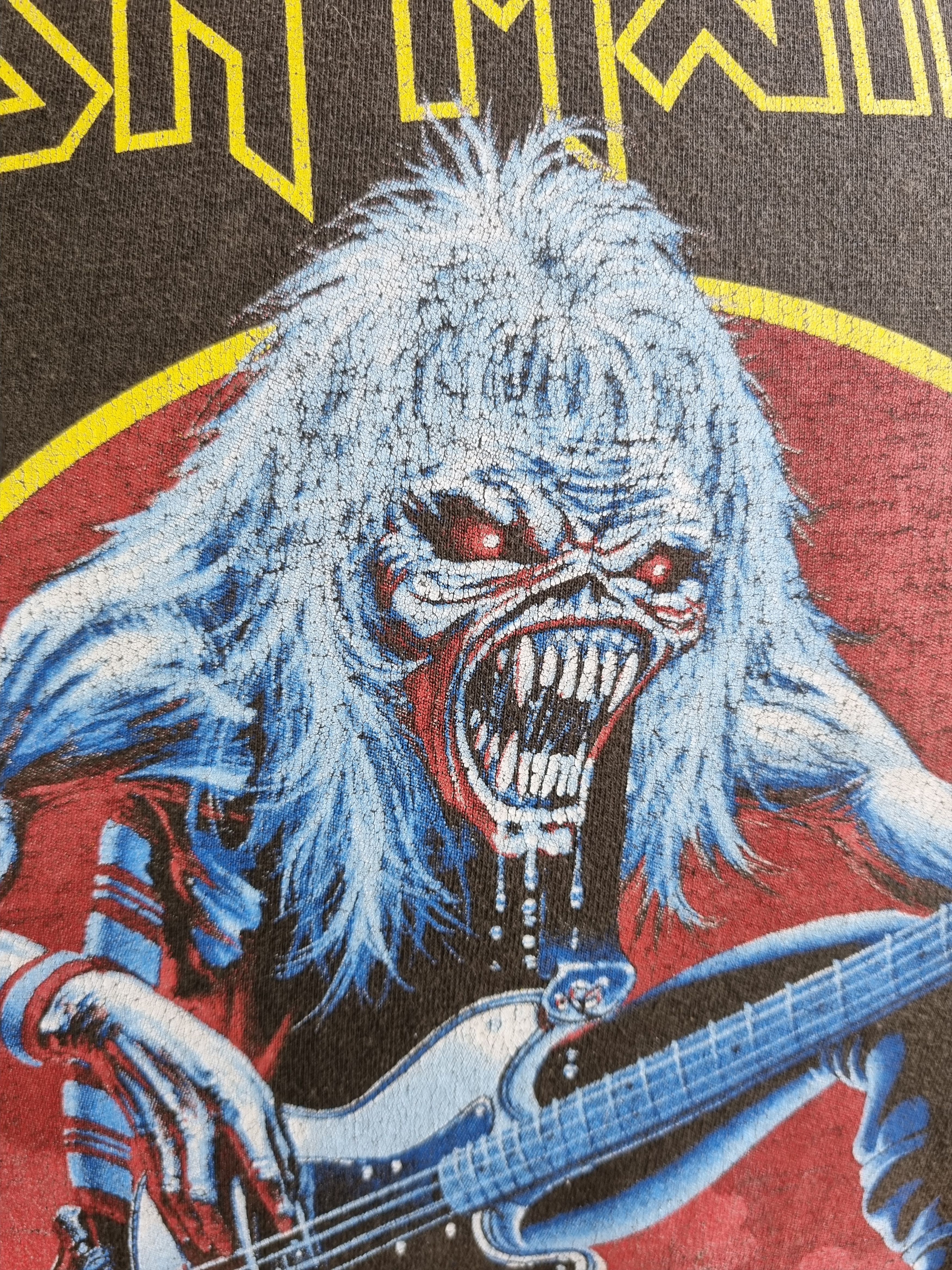 Band Tees × Iron Maiden IRON MAIDEN Vintage Thrashed Faded Rock Tee Rare Print Size US L / EU 52-54 / 3 - 7 Thumbnail