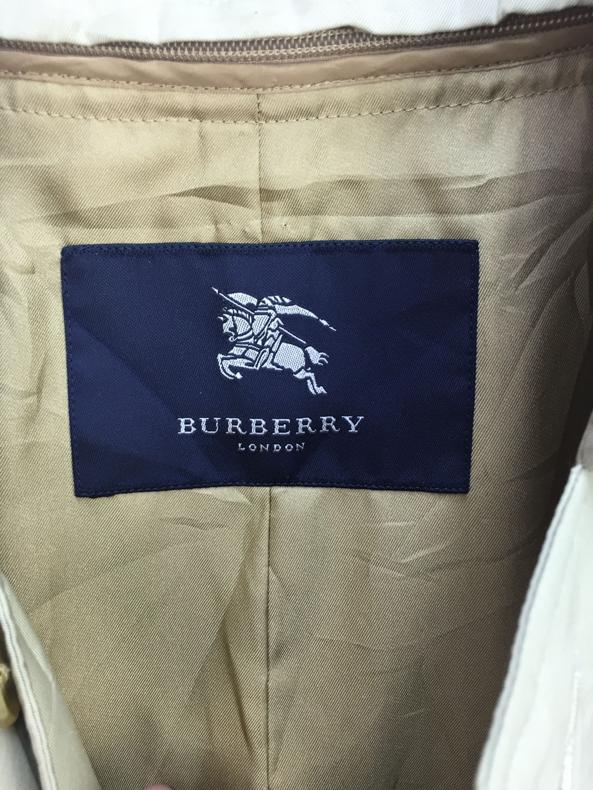 Burberry VINTAGE AUTHENTIC BURBERRY LONDON NOVA CHECK PARKA JACKET Size US L / EU 52-54 / 3 - 9 Thumbnail
