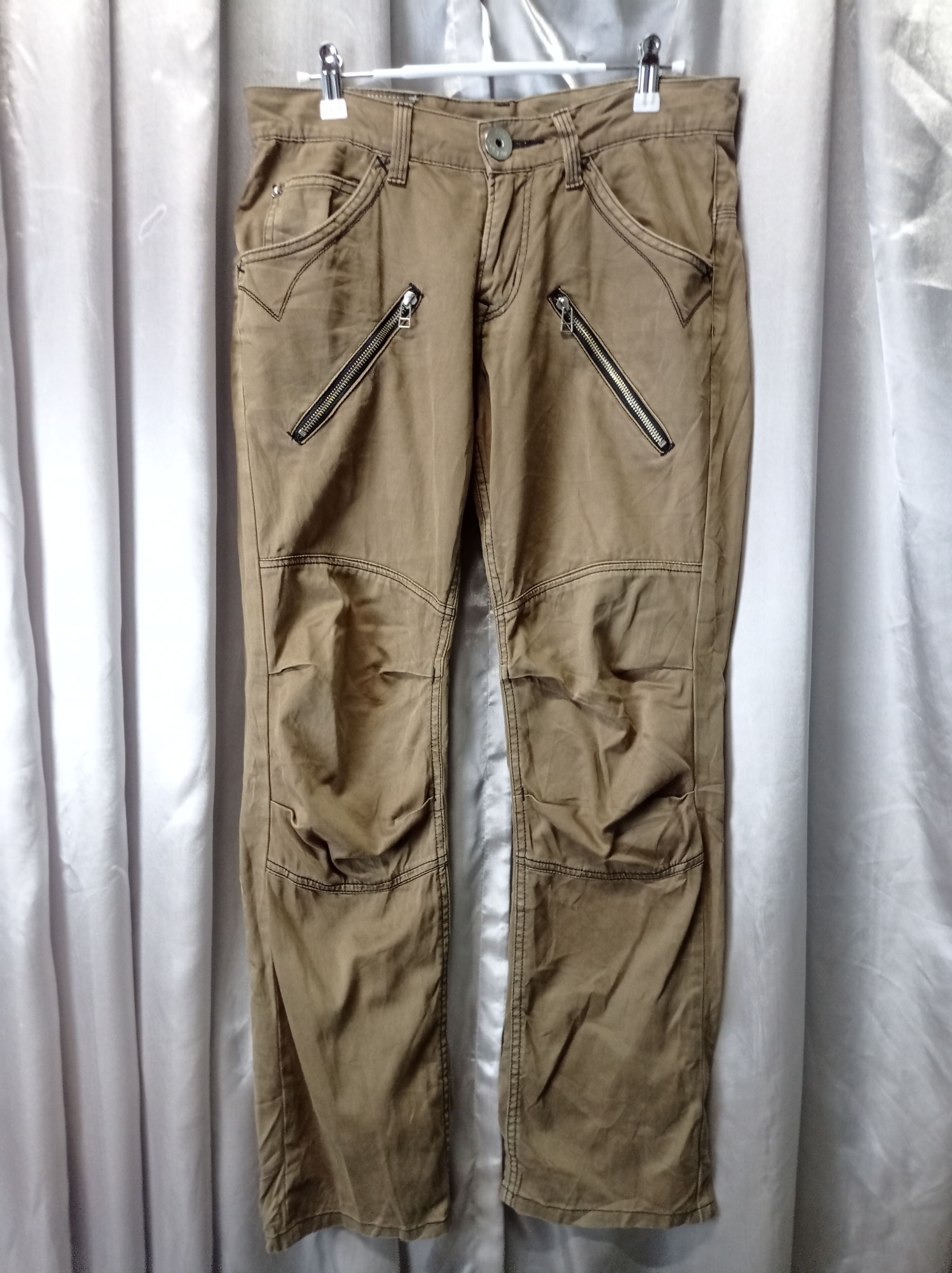 RETRO Distressed Vintage custom zipper By Lee